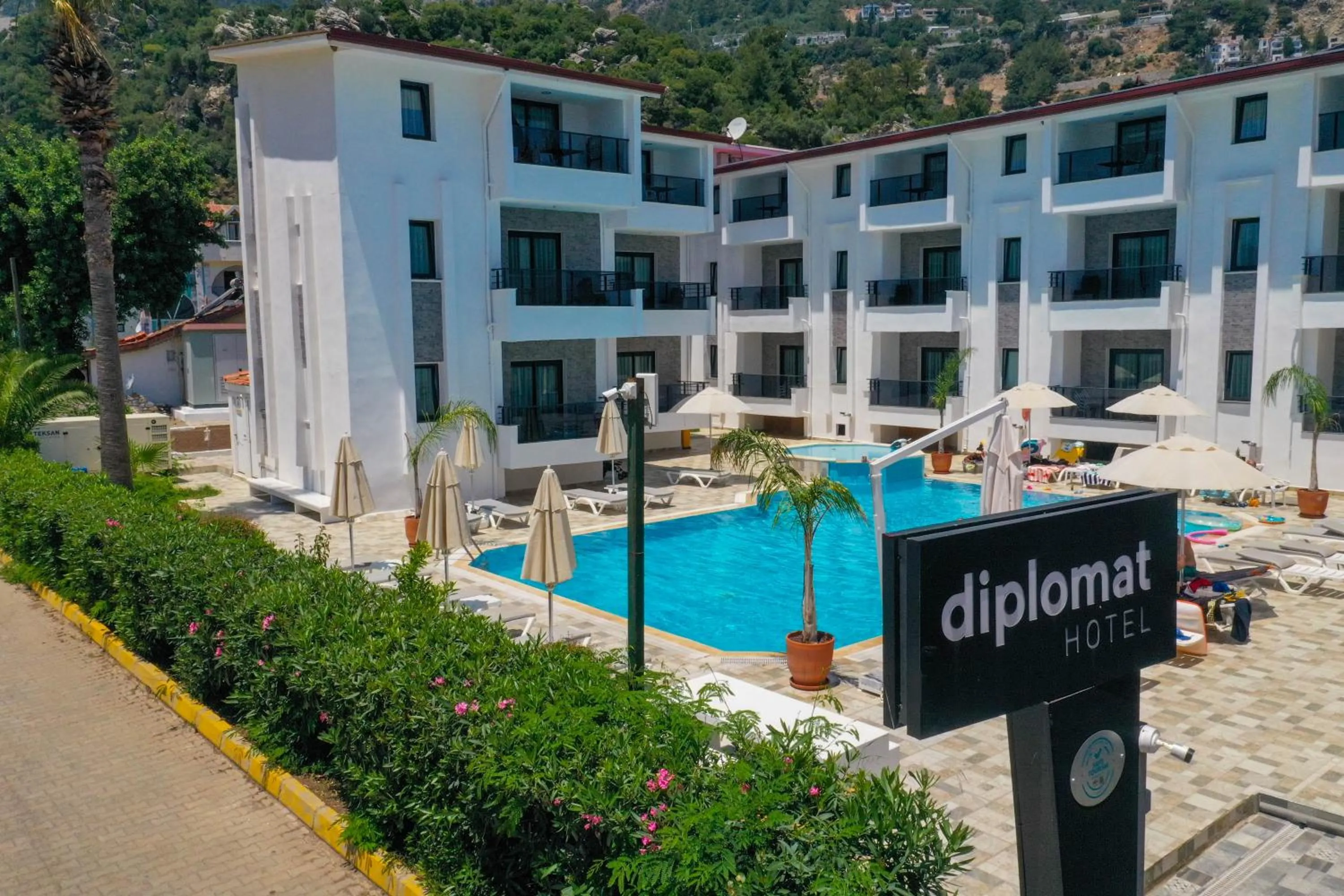 Swimming pool in The Diplomat Hotel