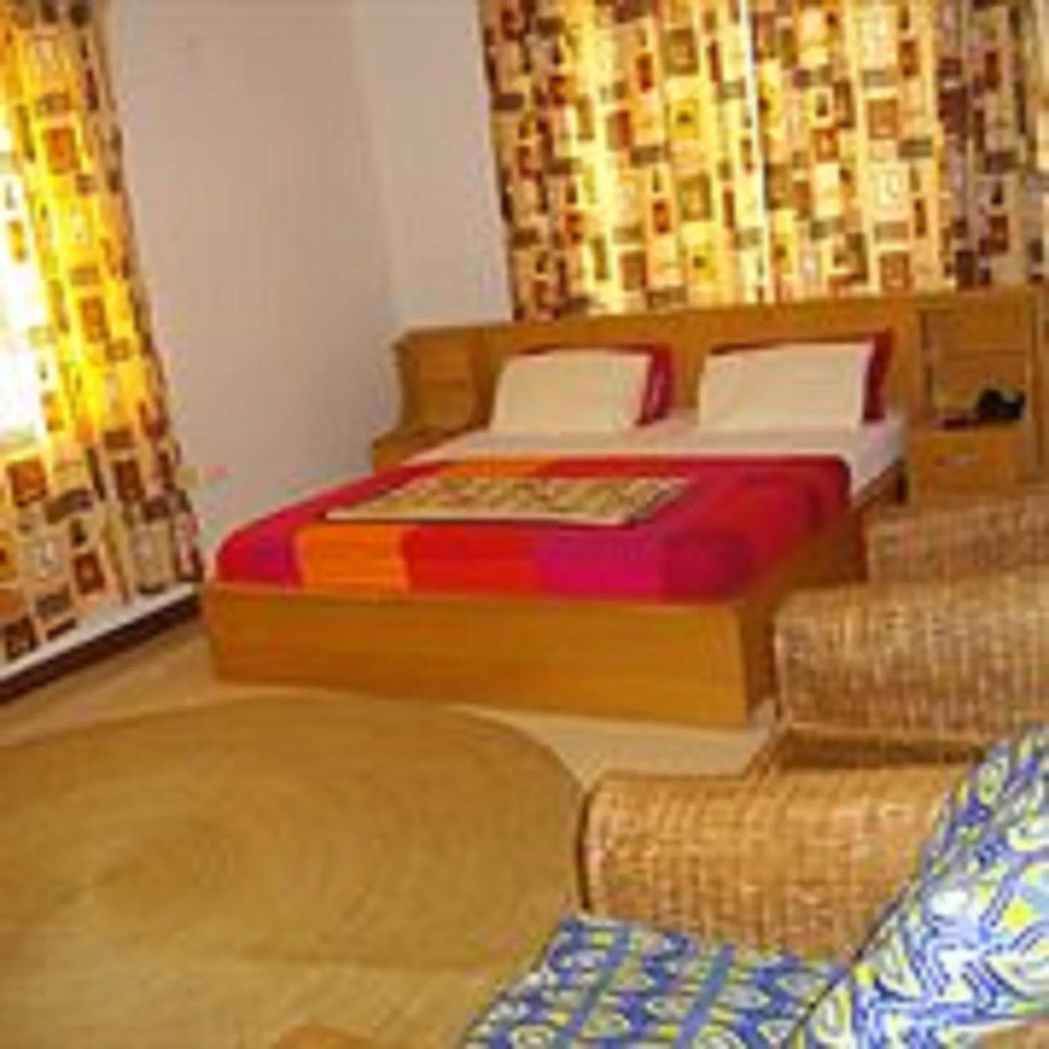 Bedroom, Bed in Calabash Green Executive Apartments