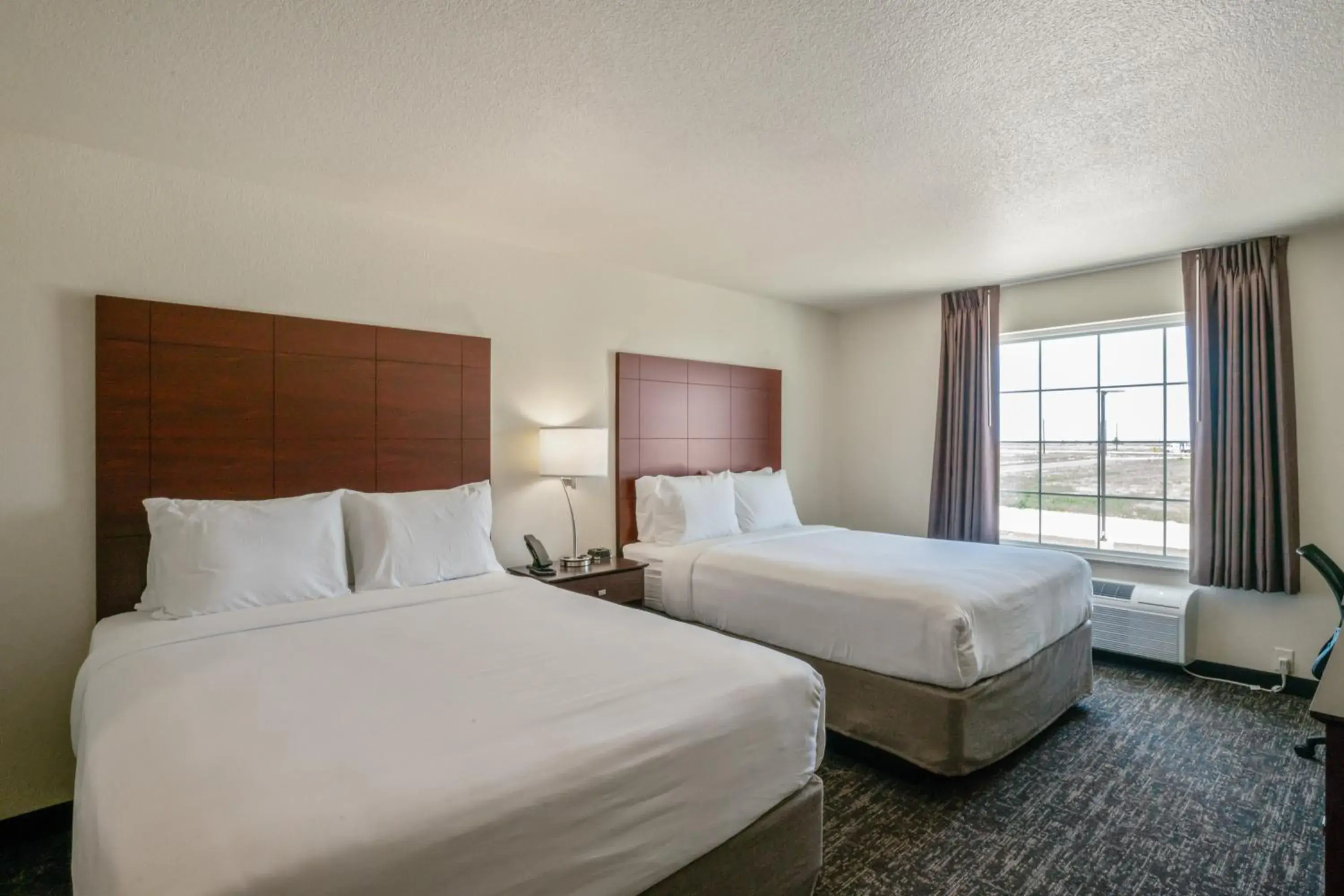 Queen Room with Two Queen Beds in Cobblestone Inn & Suites - Boise City Queen Room with Two Queen Beds in Cobblestone Inn & Suites - Boise City