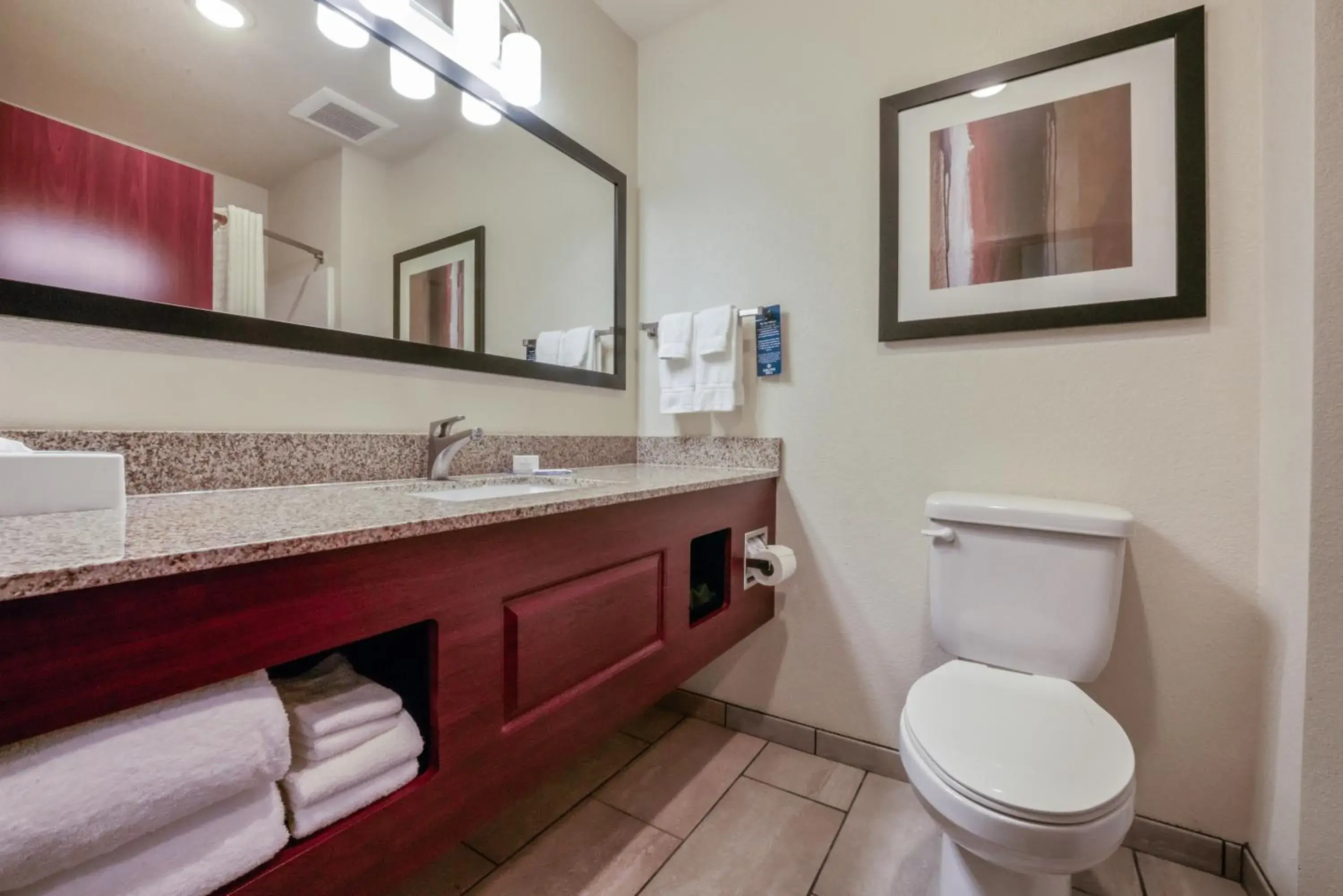 King Suite in Cobblestone Inn & Suites - Boise City King Suite in Cobblestone Inn & Suites - Boise City