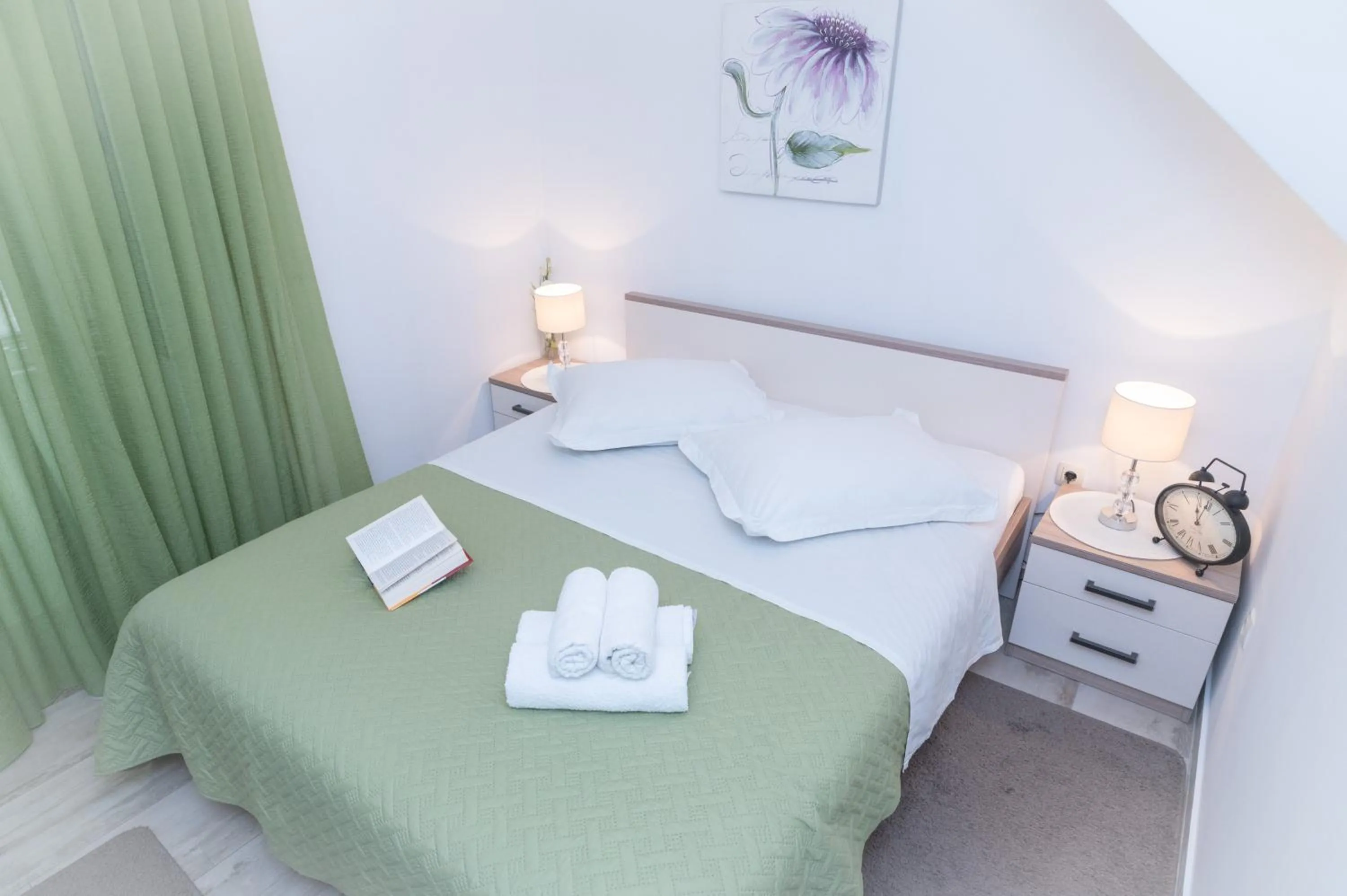 Bed in "Skalinada" Apartments in the Heart of Split