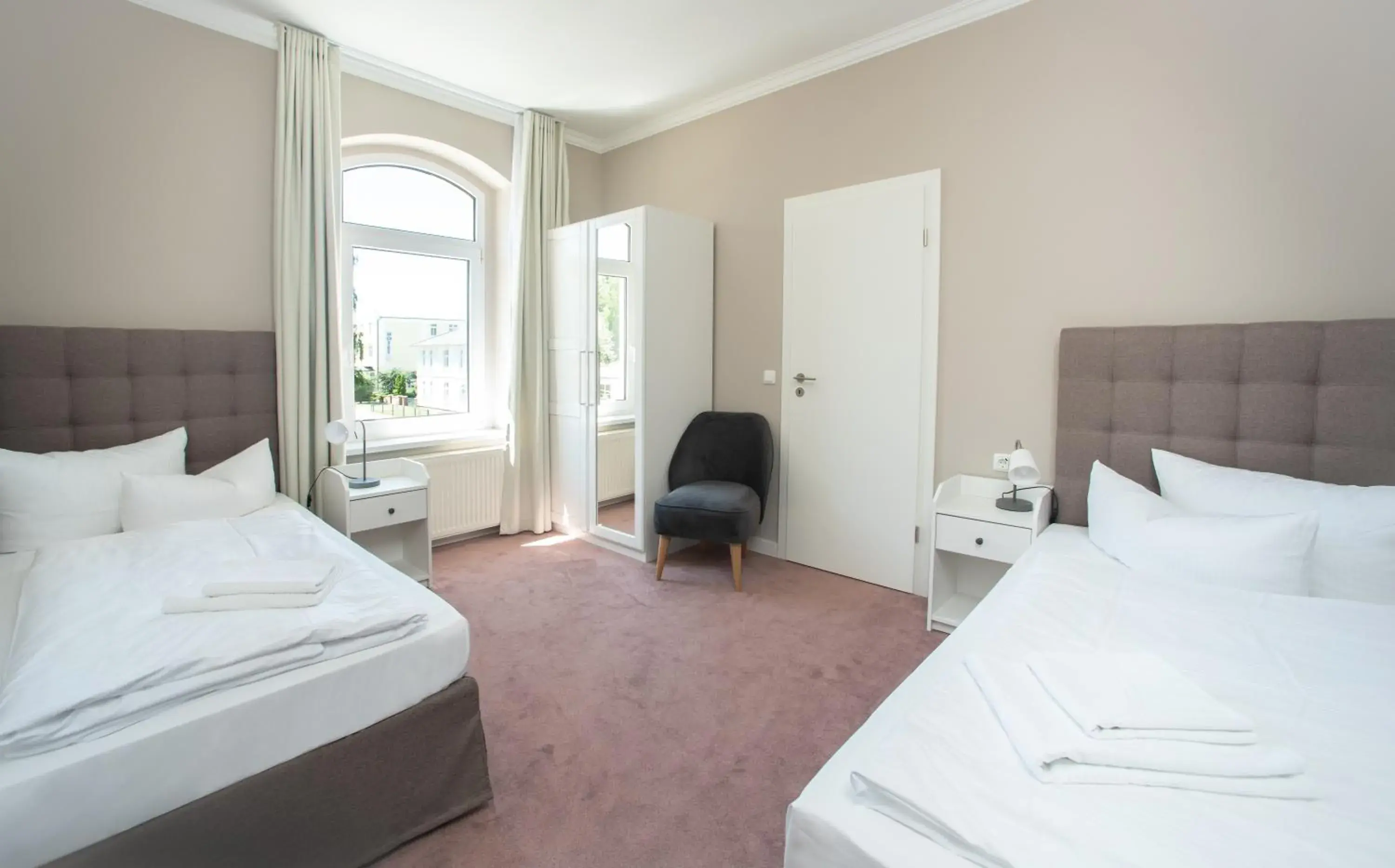 Large Two-Bedroom Apartment with Balcony or Terrace in Appartementhaus Zum Strandkorb Large Two-Bedroom Apartment with Balcony or Terrace in Appartementhaus Zum Strandkorb