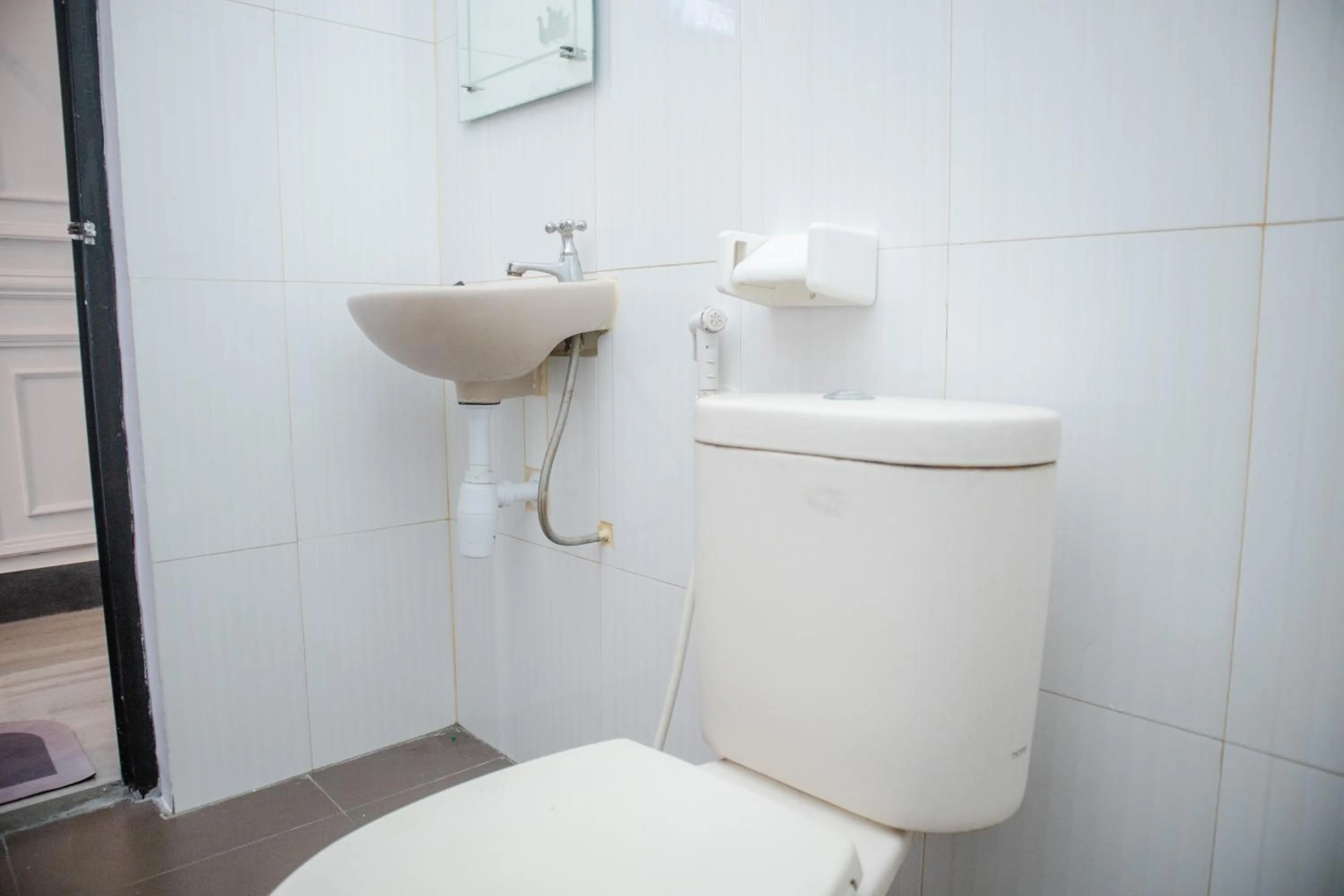 Toilet in KAZAIN HOTEL