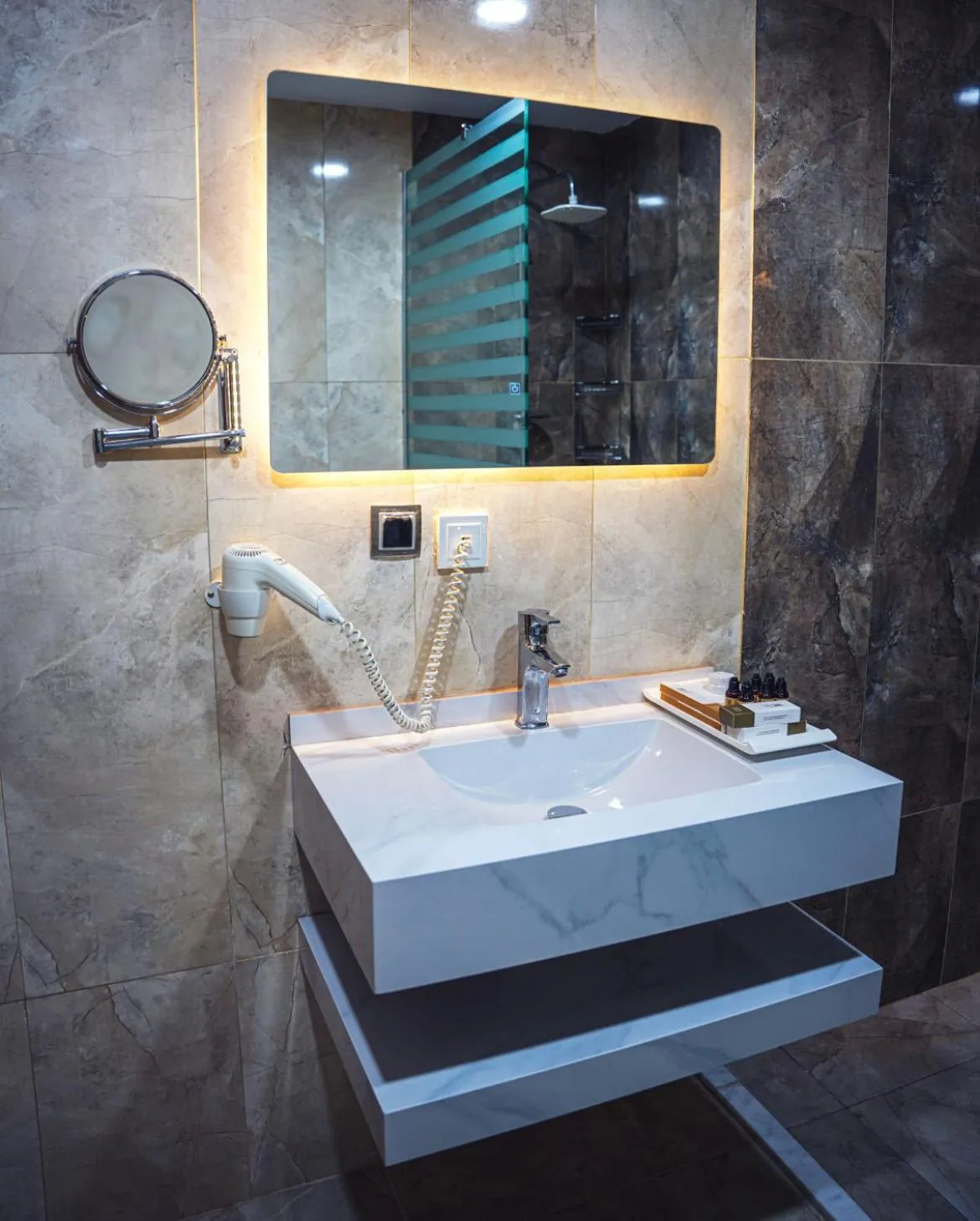 Property building in Erbil Quartz Hotel