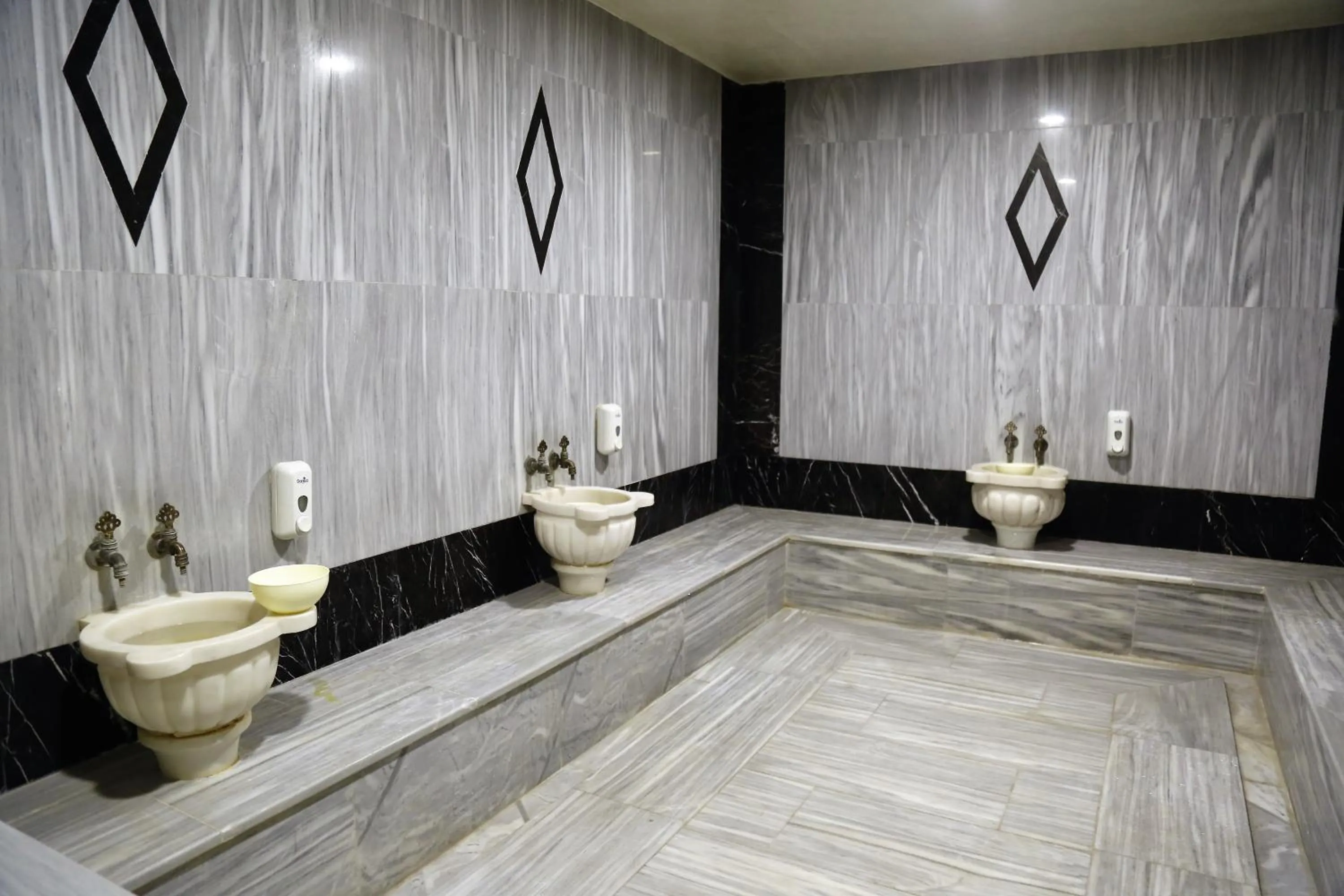 Bathroom in Erbil Quartz Hotel