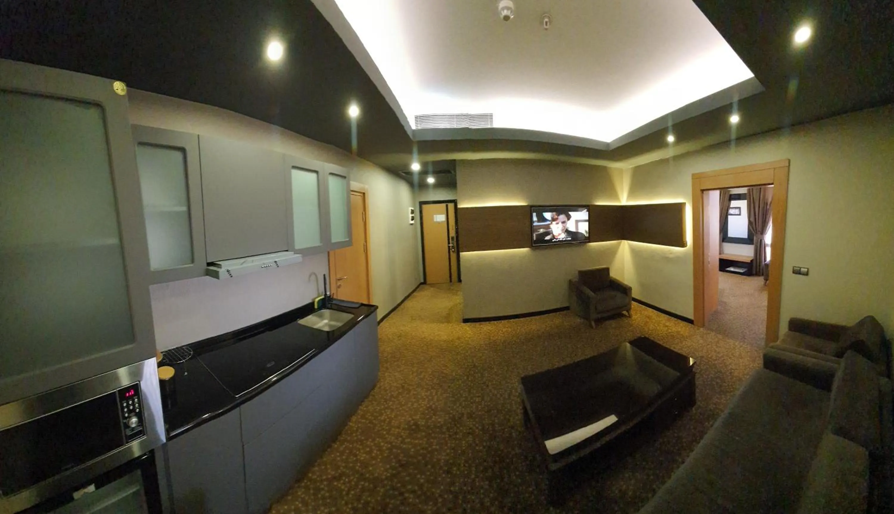 Communal lounge/ TV room in Erbil Quartz Hotel