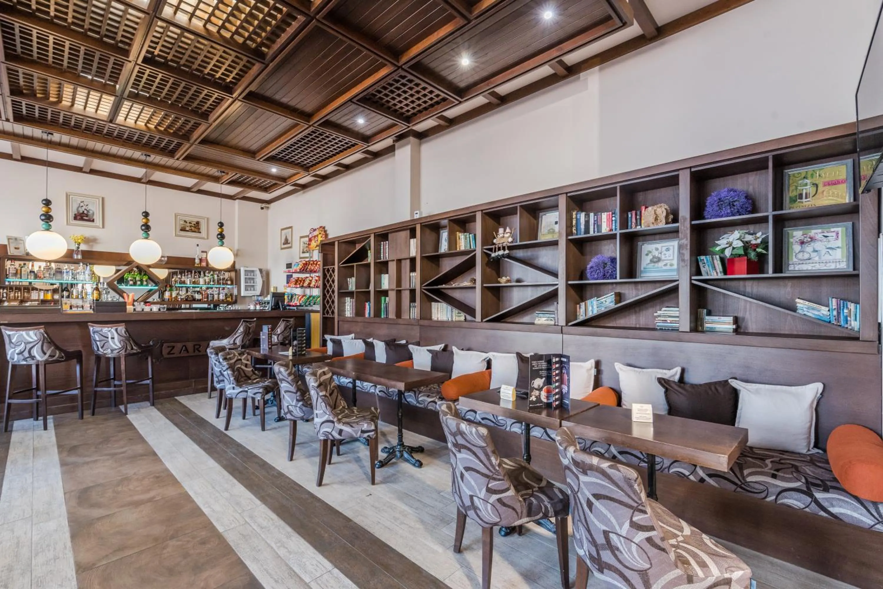 Lounge or bar in Hotel Zara