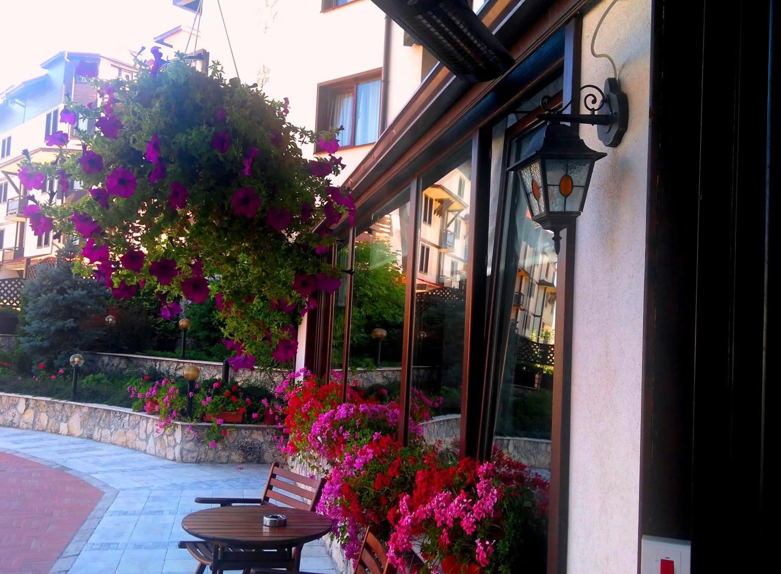 Facade/entrance in Hotel Zara