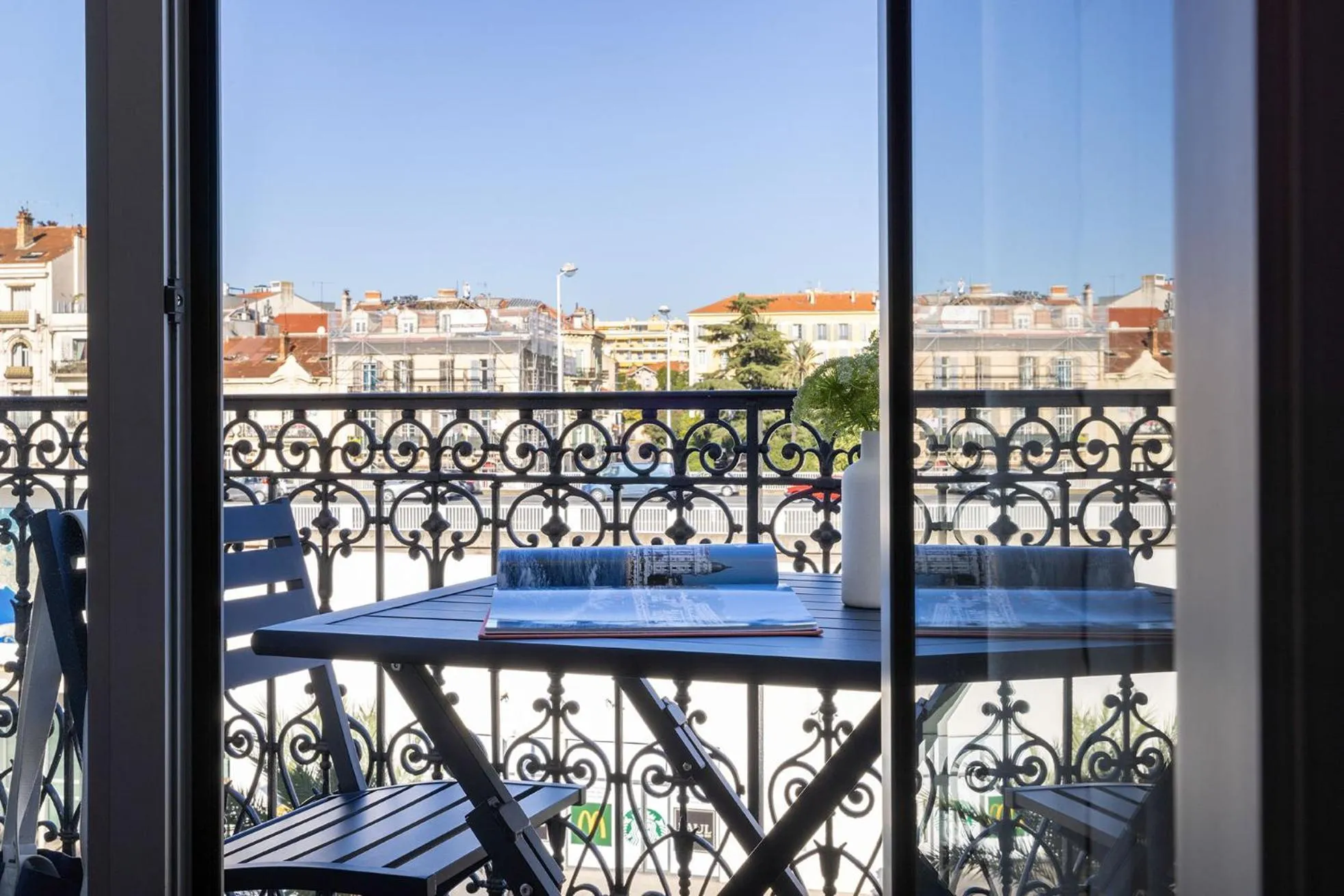 Bedroom in Crisol Lumière