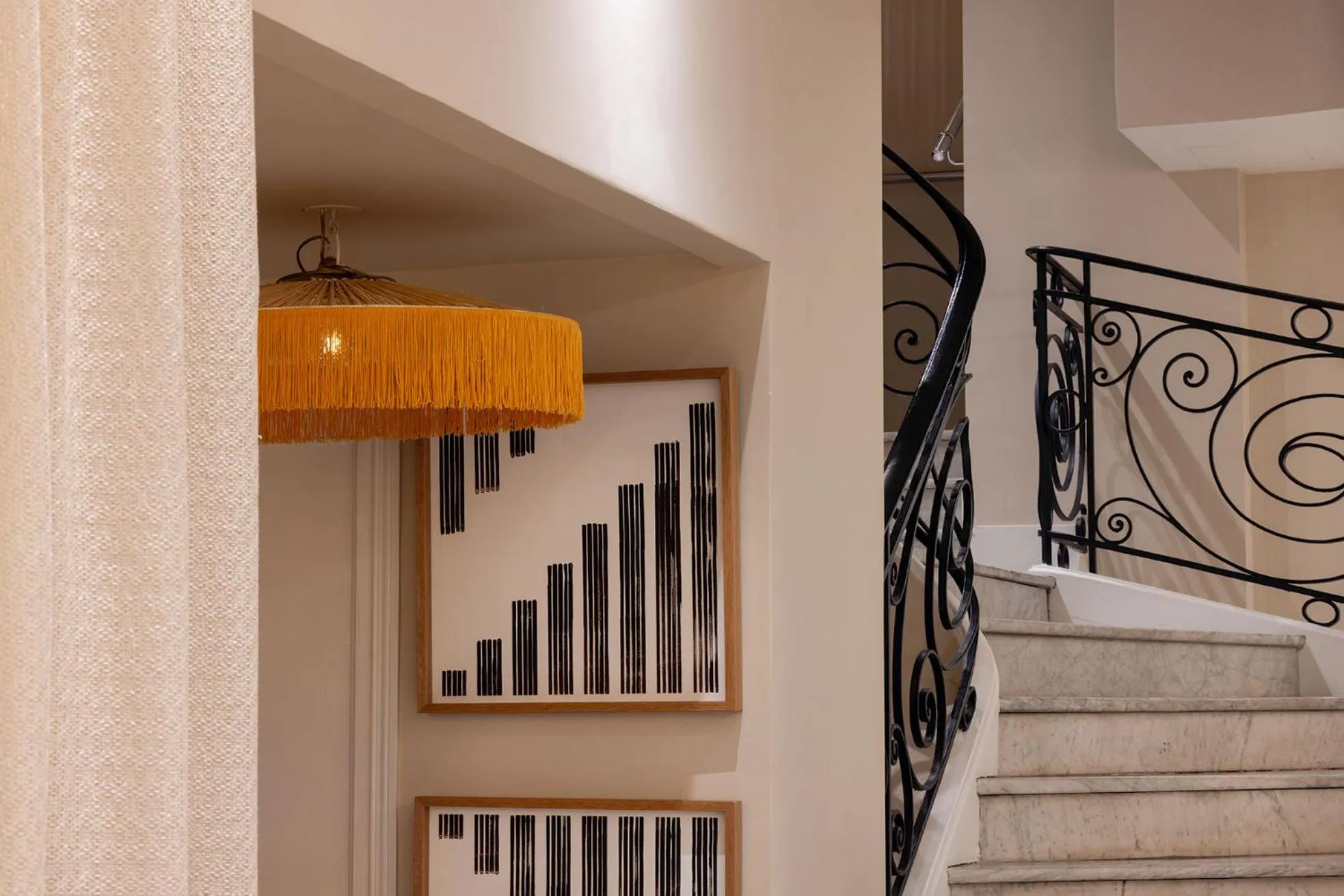 Lobby or reception in Crisol Lumière