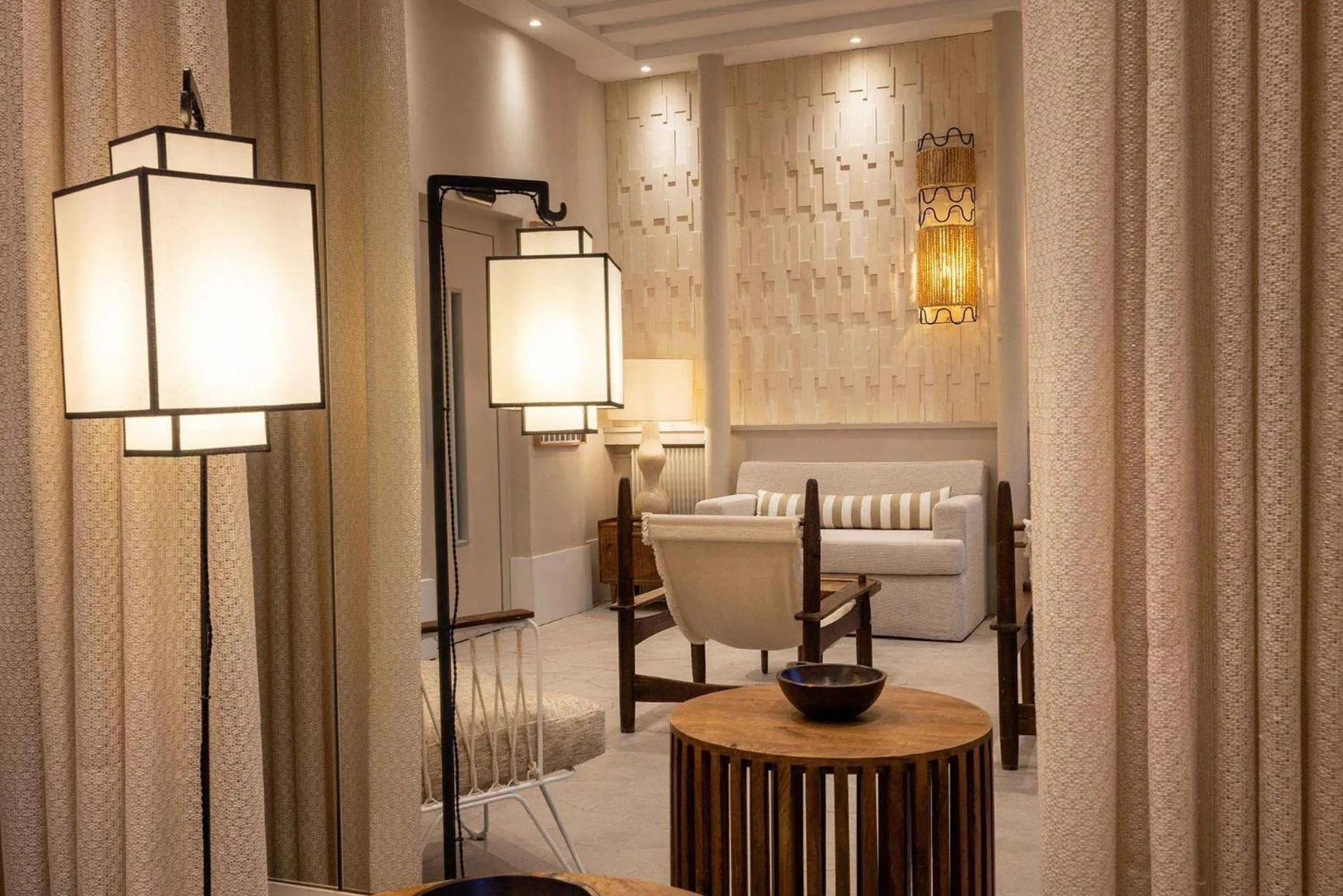 Property building in Crisol Lumière