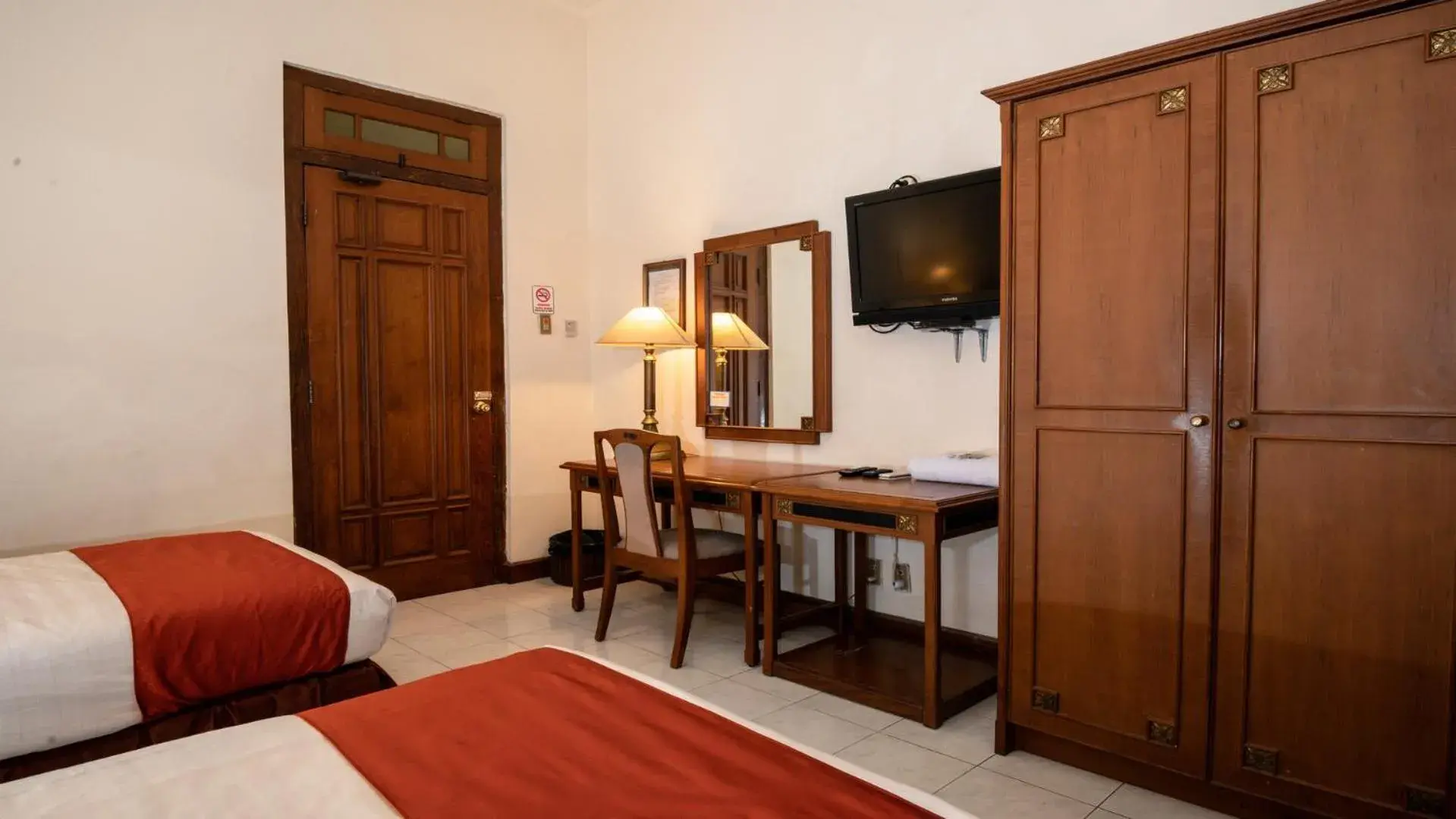 Standard Twin Room in HOTEL SAPTA GRIA Standard Twin Room in HOTEL SAPTA GRIA