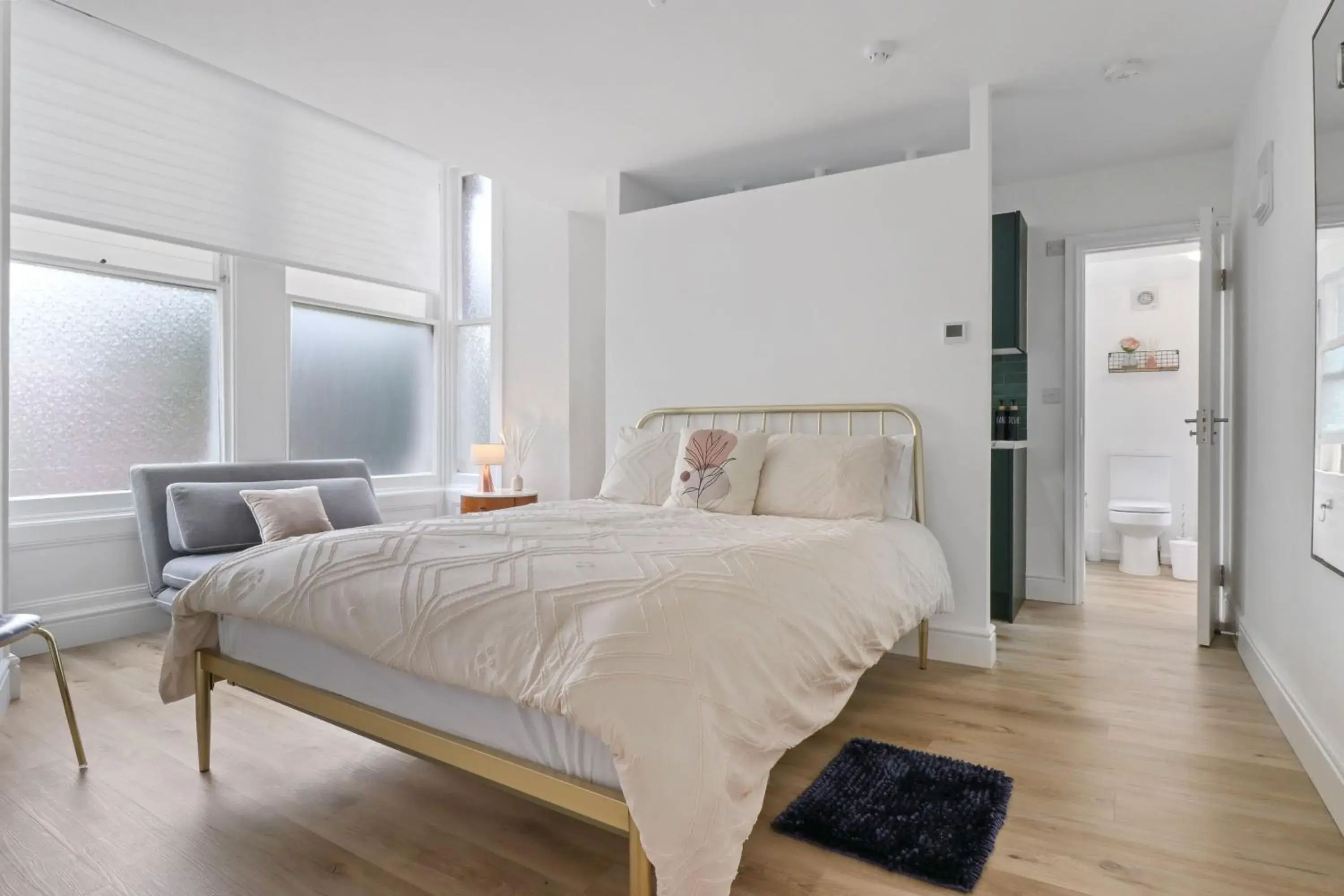 Standard Studio in Finsbury Park Studios Standard Studio in Finsbury Park Studios