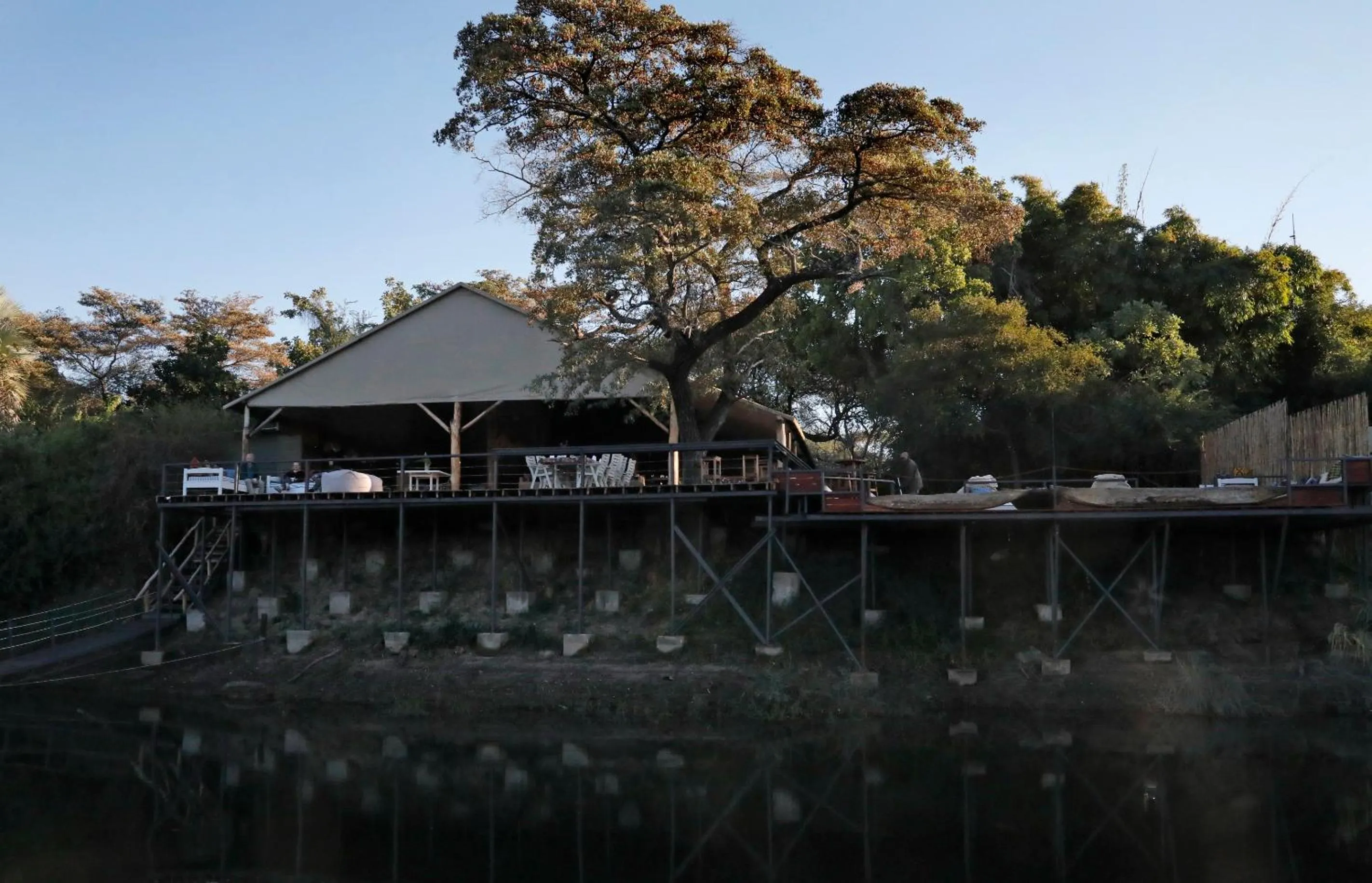 Property building in Zambezi Dusk River Facing-all inclusive-Luxury Accommodation