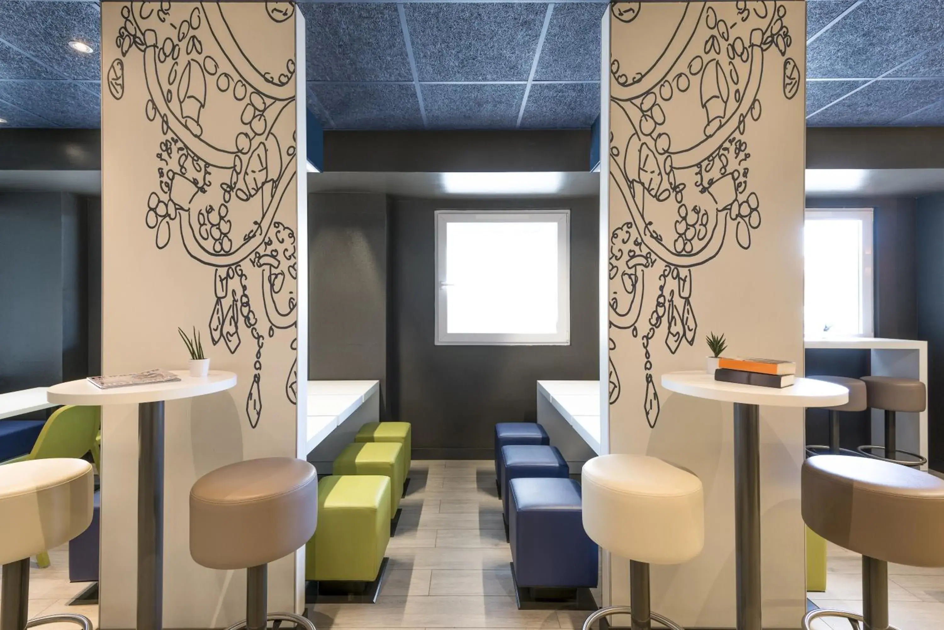 Lounge or bar in Ibis Budget Bilbao Barakaldo Lounge or bar in Ibis Budget Bilbao Barakaldo