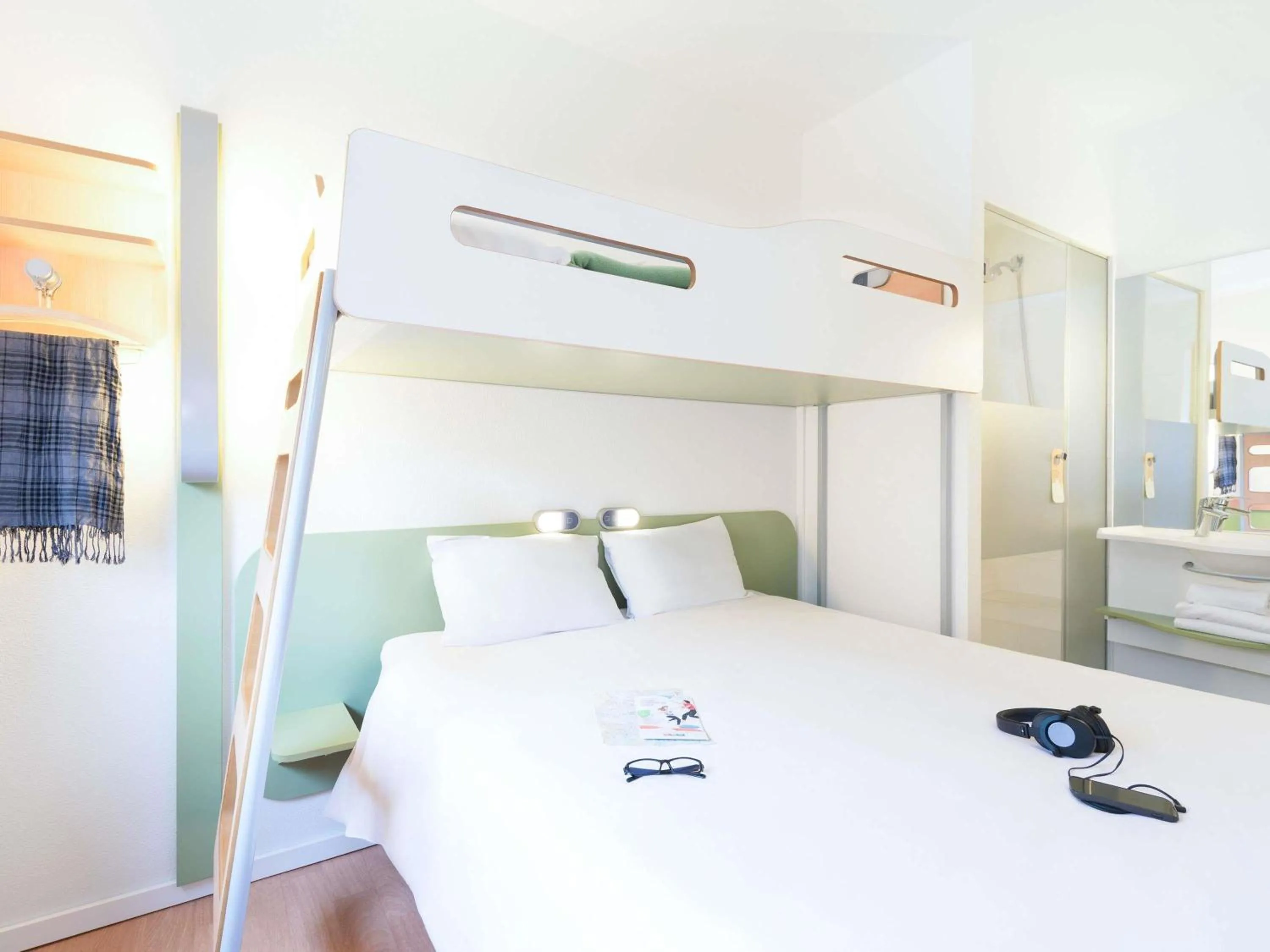 Bedroom, Bed in Ibis Budget Bilbao Barakaldo