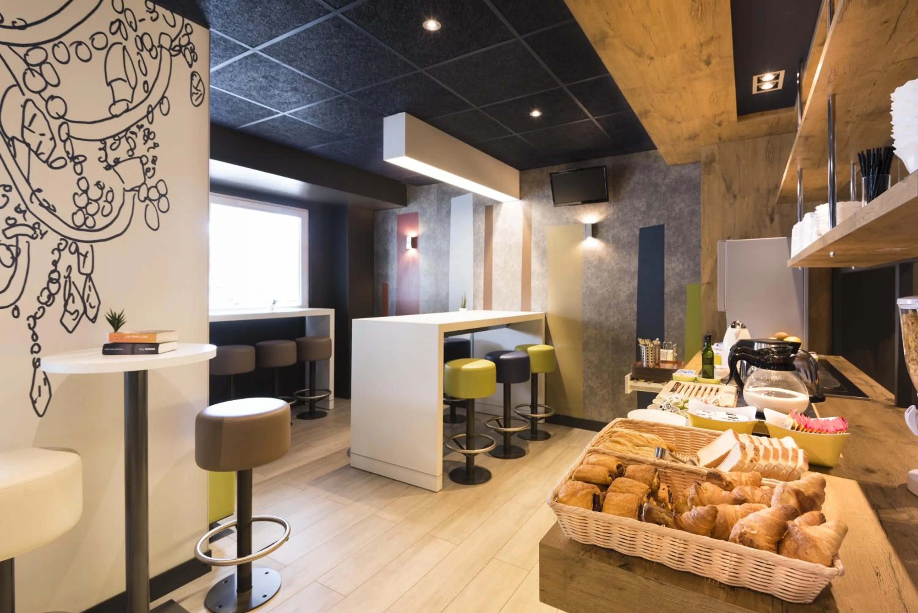 Food and drinks in Ibis Budget Bilbao Barakaldo