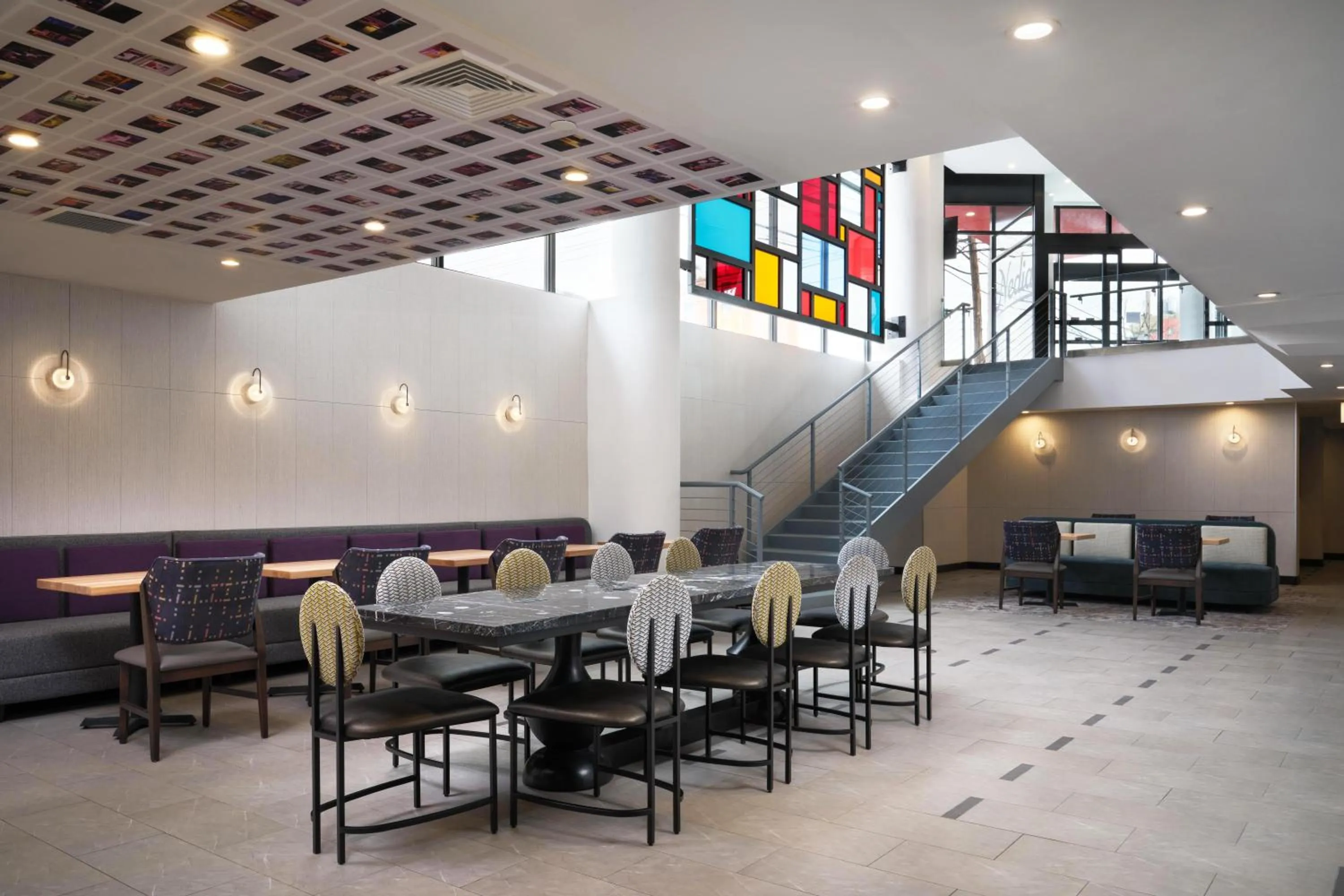 Restaurant/places to eat in The Nedia, BW Signature Collection