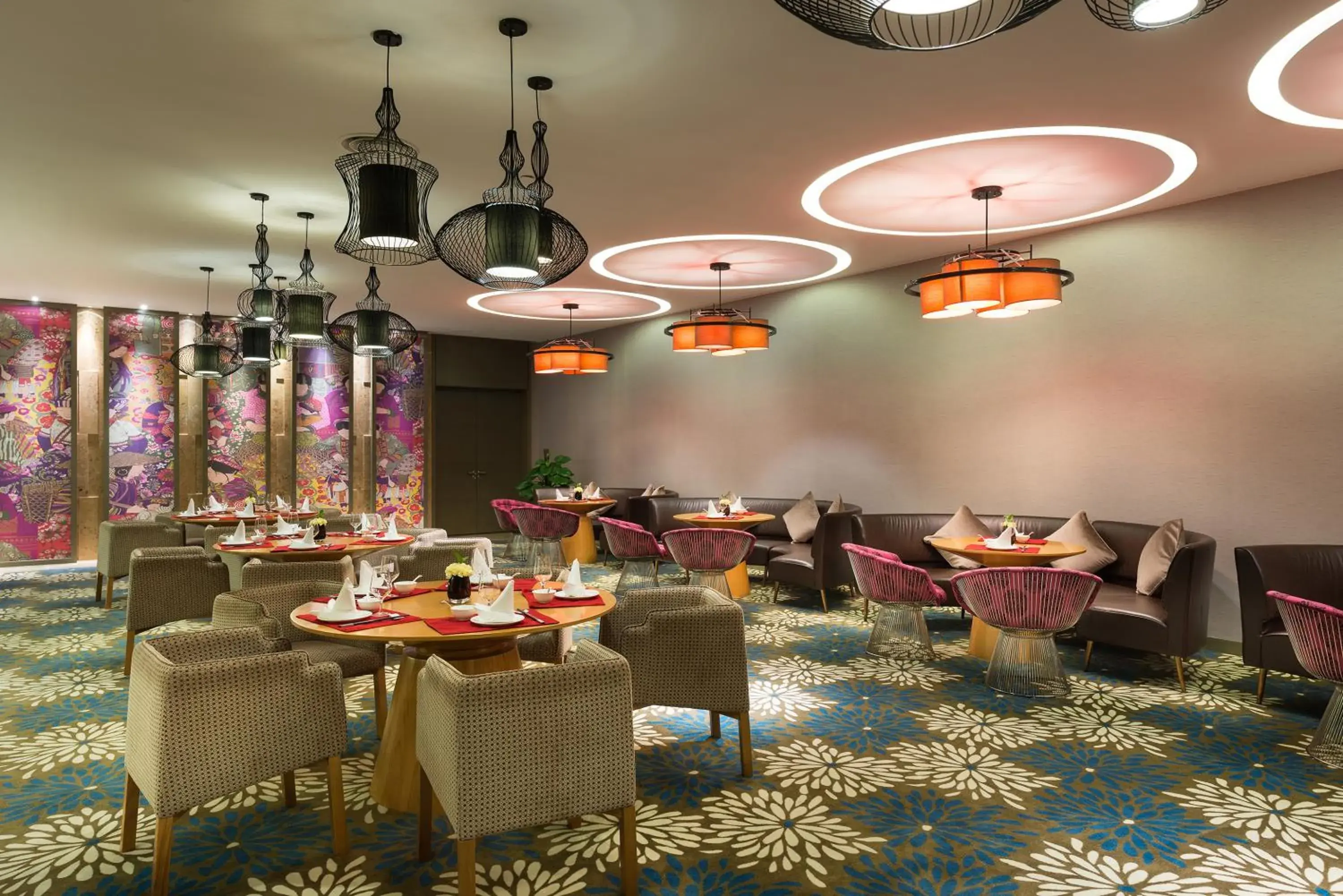 Restaurant/places to eat in Pullman Nanjing Lukou Airport Restaurant/places to eat in Pullman Nanjing Lukou Airport