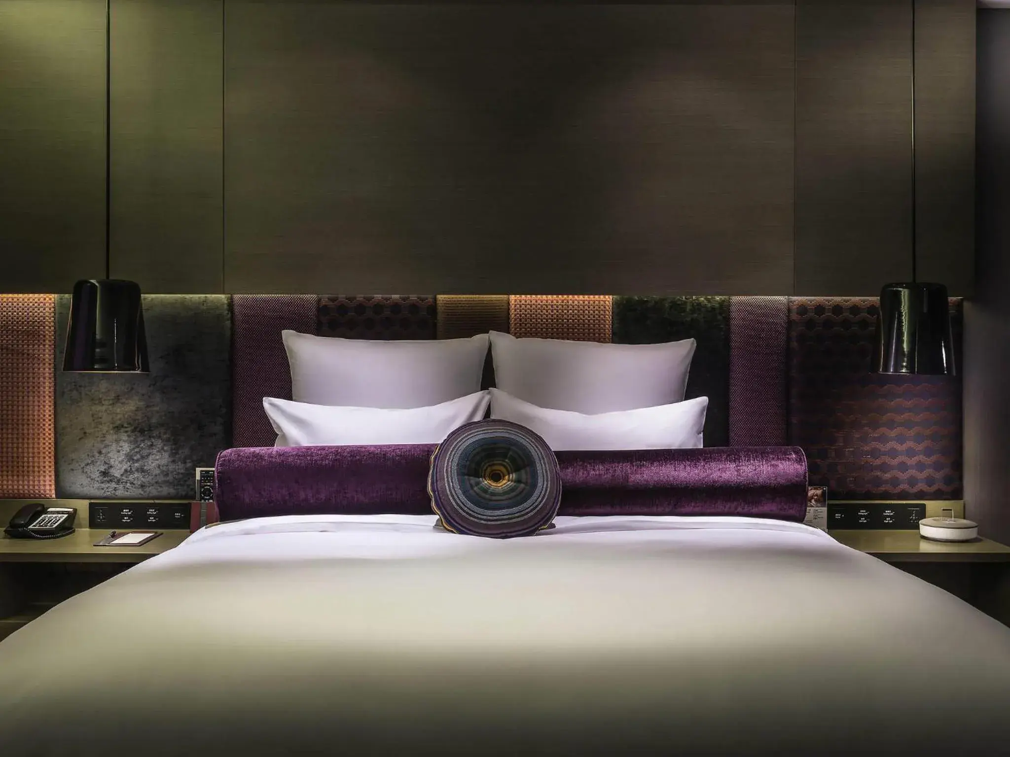 Bedroom, Bed in Pullman Nanjing Lukou Airport Bedroom, Bed in Pullman Nanjing Lukou Airport