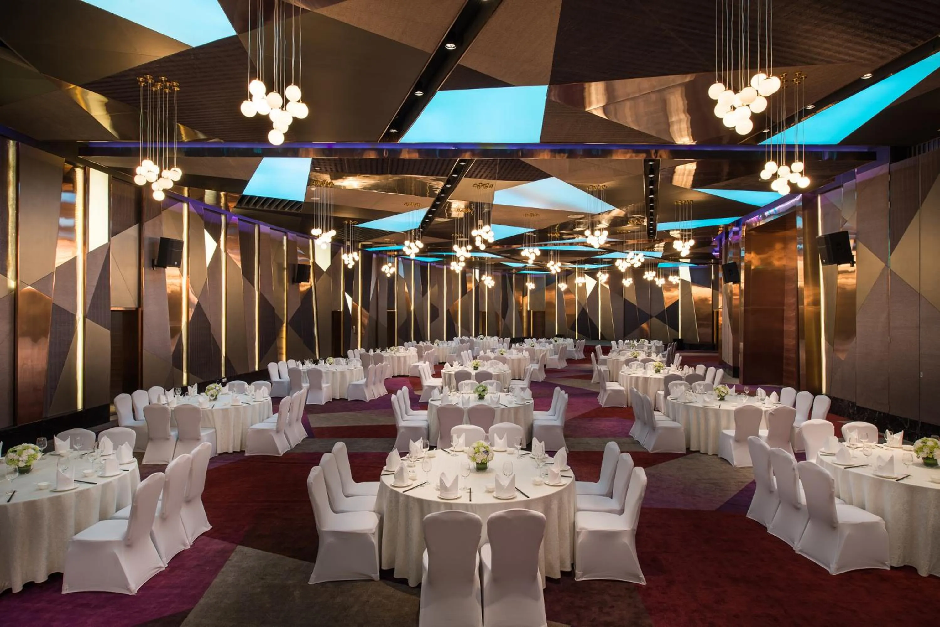 Business facilities in Pullman Nanjing Lukou Airport