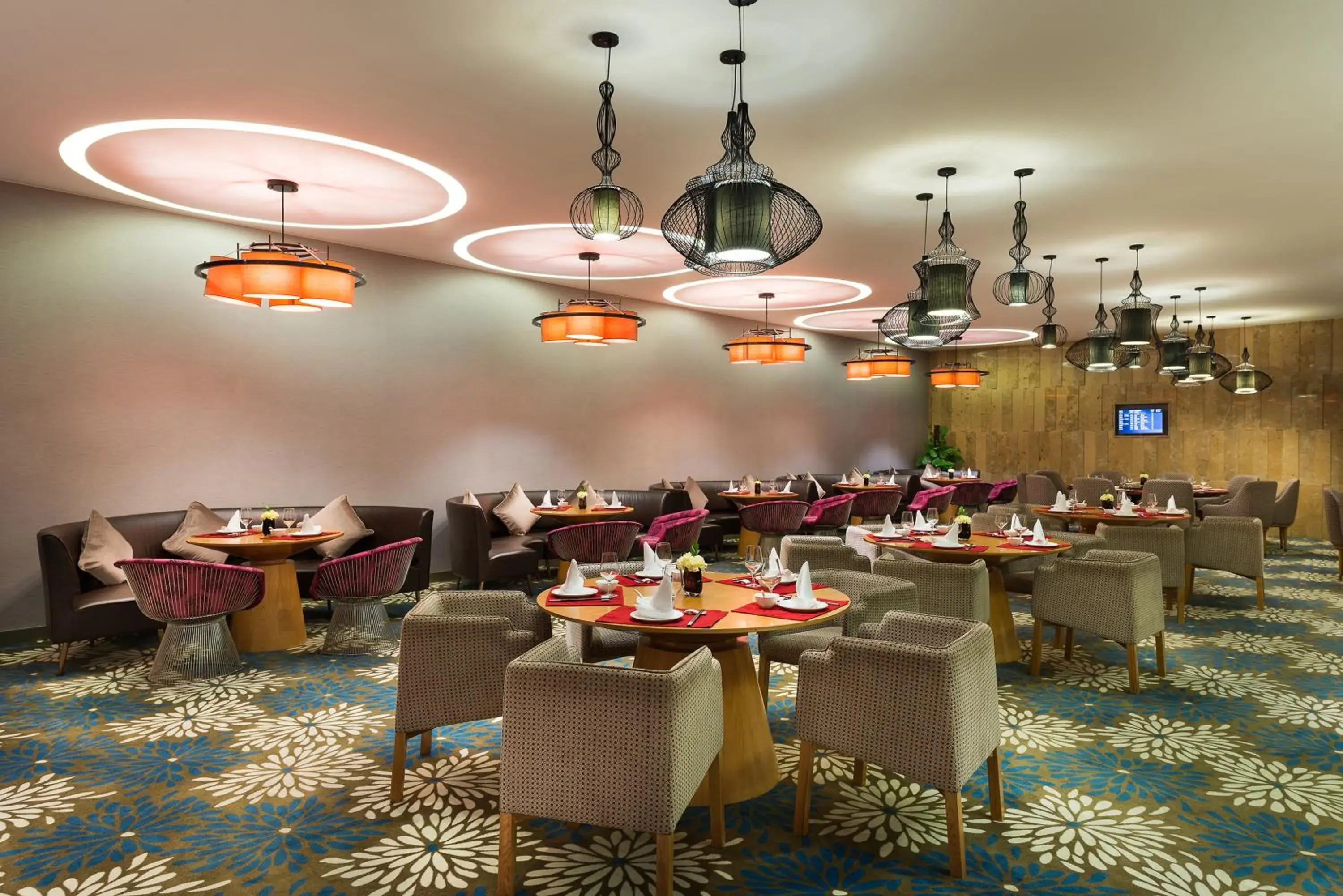 Restaurant/places to eat in Pullman Nanjing Lukou Airport Restaurant/places to eat in Pullman Nanjing Lukou Airport