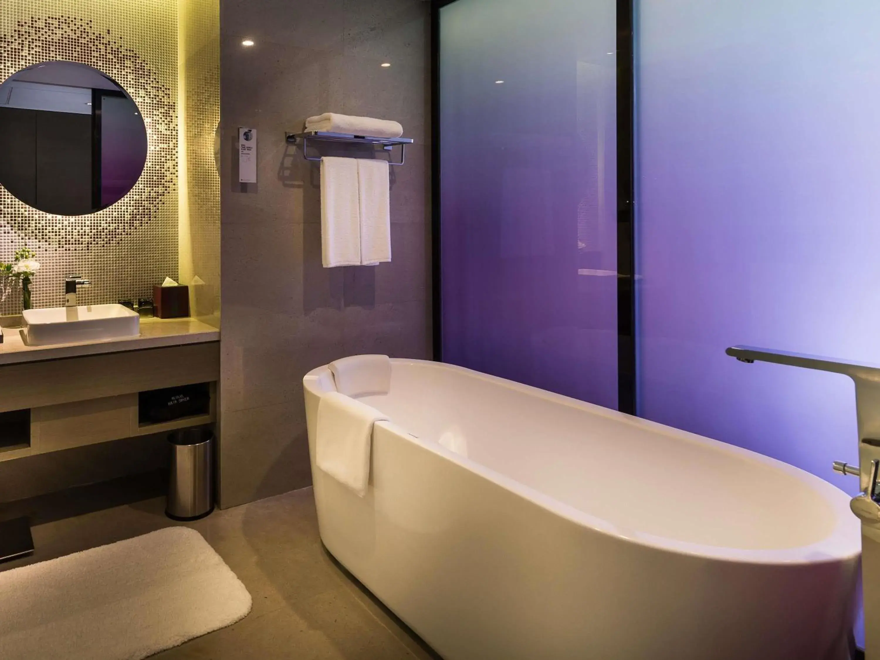 Bedroom in Pullman Nanjing Lukou Airport Bedroom in Pullman Nanjing Lukou Airport