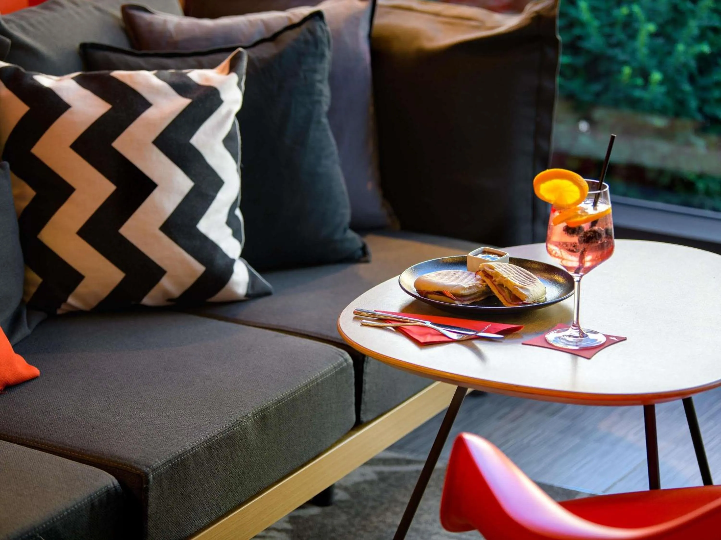 Restaurant/places to eat in Ibis München City Arnulfpark