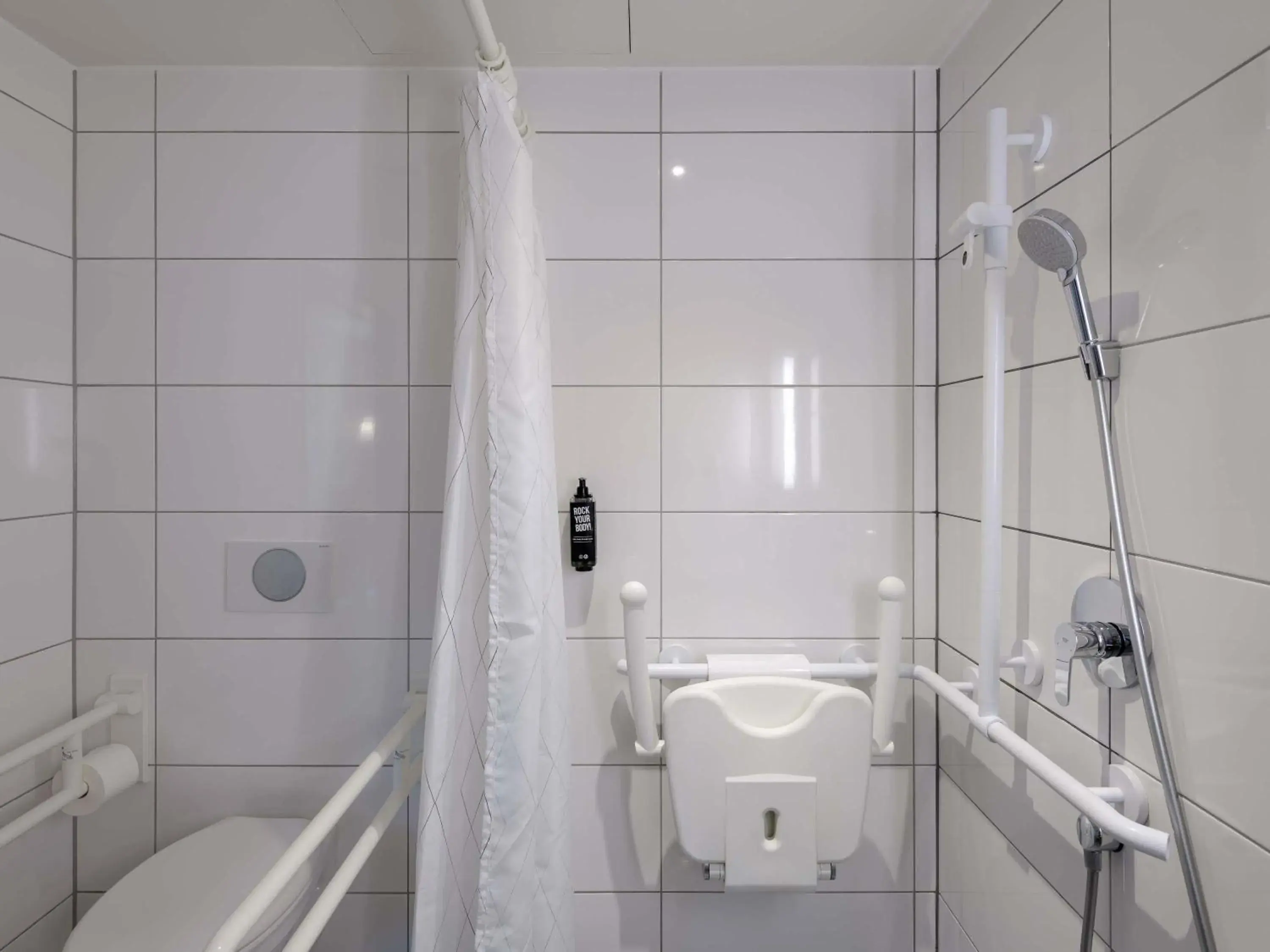 Bedroom in Ibis München City Arnulfpark Bedroom in Ibis München City Arnulfpark