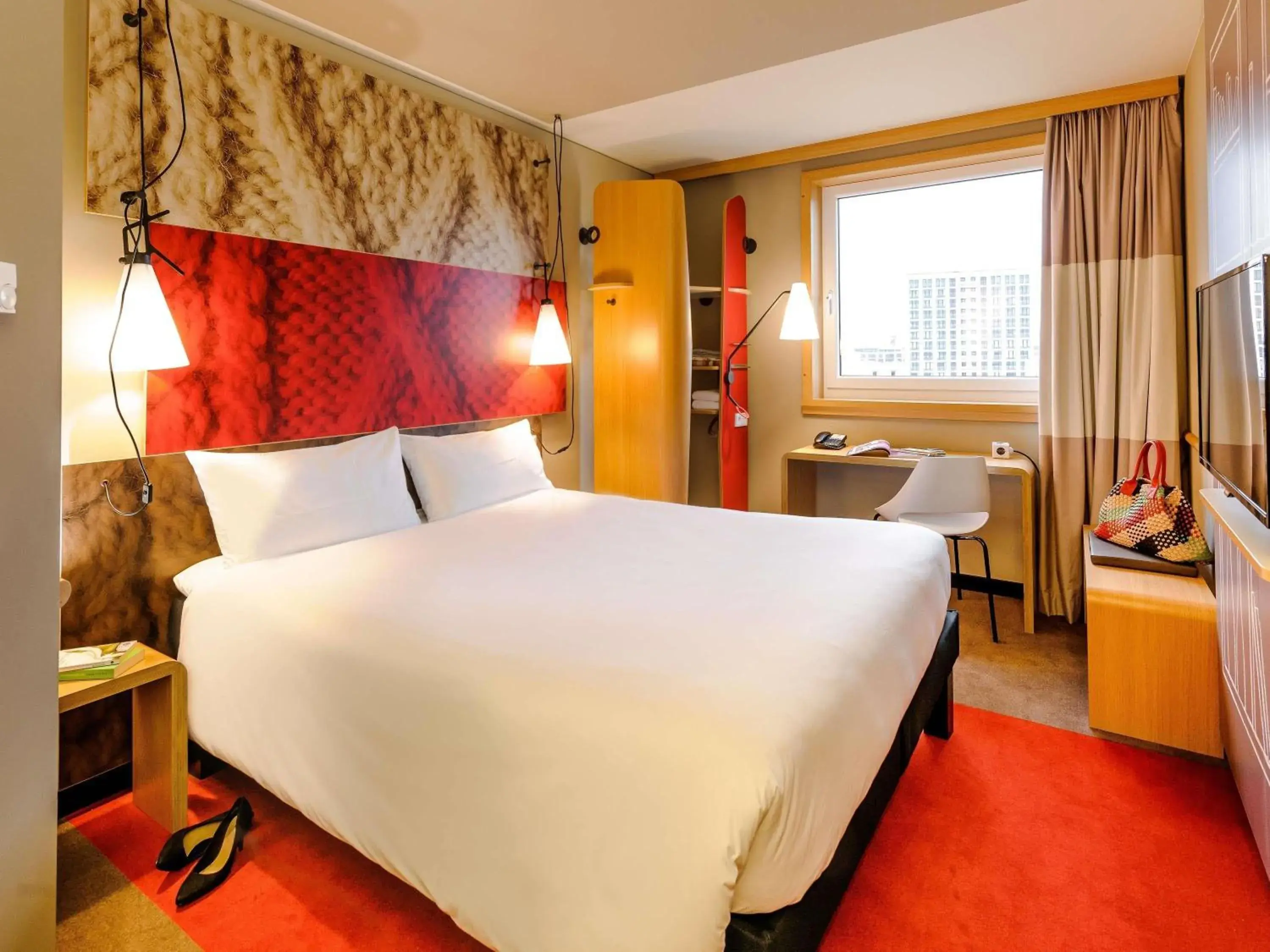 Bedroom, Bed in Ibis München City Arnulfpark Bedroom, Bed in Ibis München City Arnulfpark