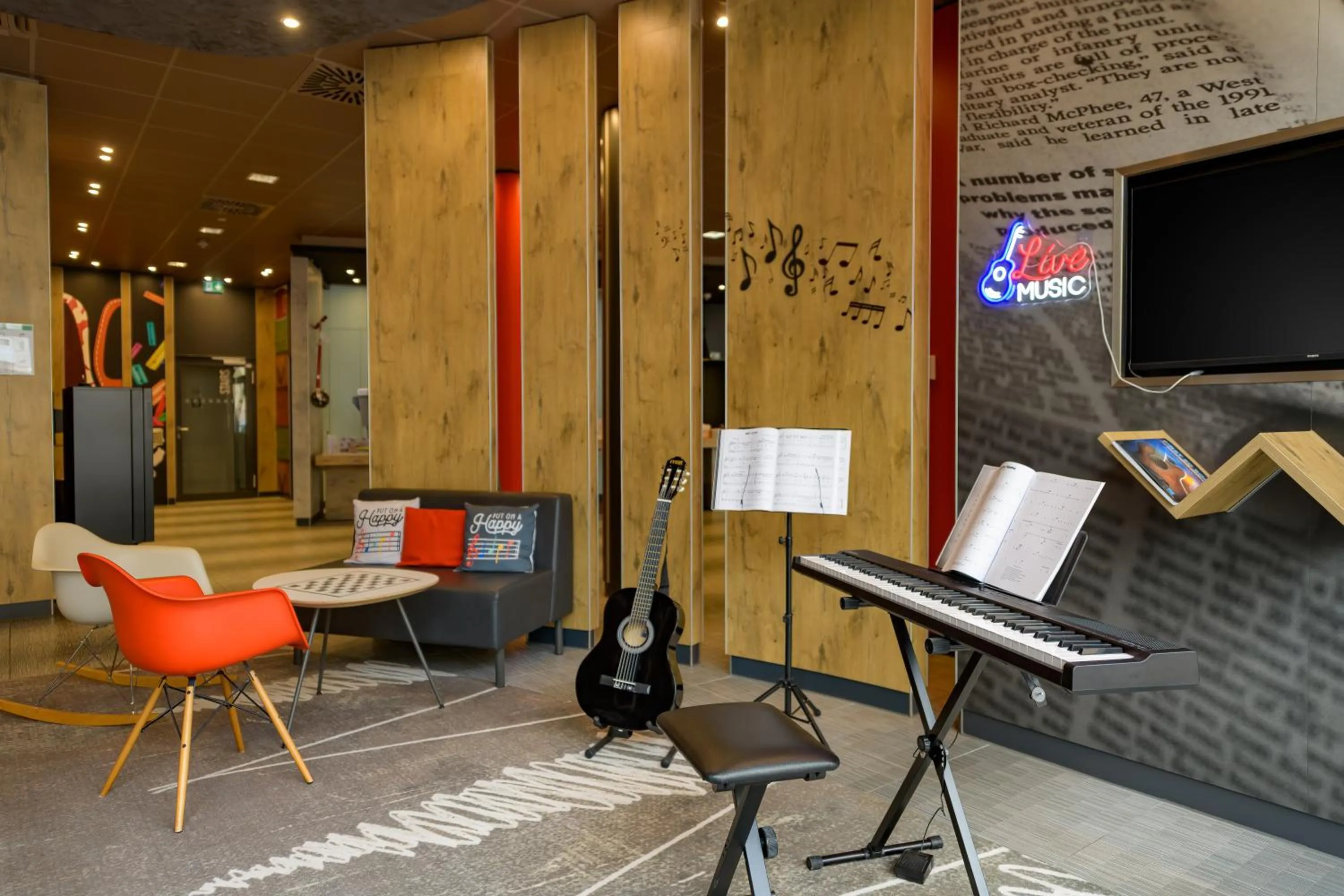 Entertainment in Ibis München City Arnulfpark