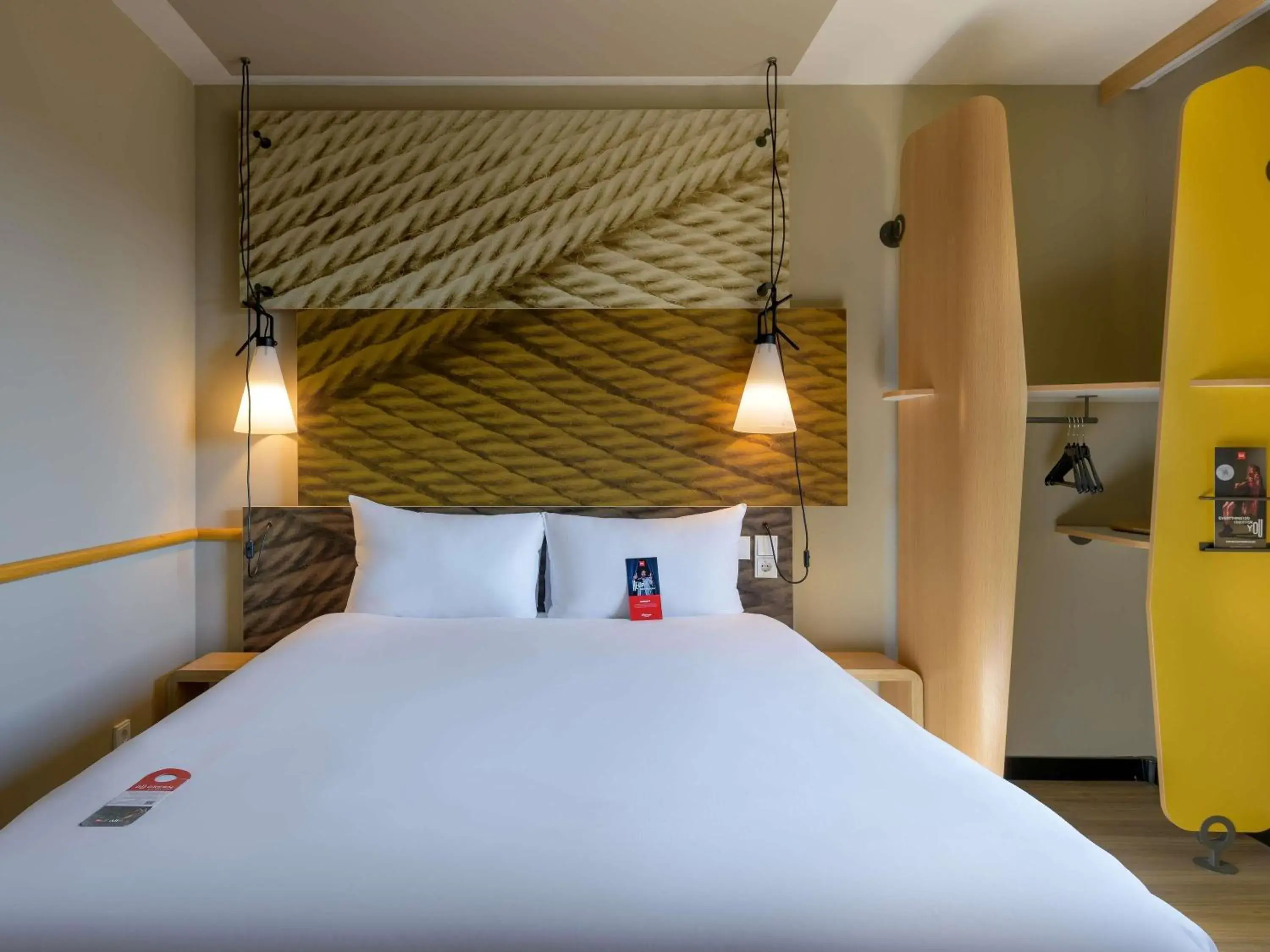 Bedroom, Bed in Ibis München City Arnulfpark Bedroom, Bed in Ibis München City Arnulfpark