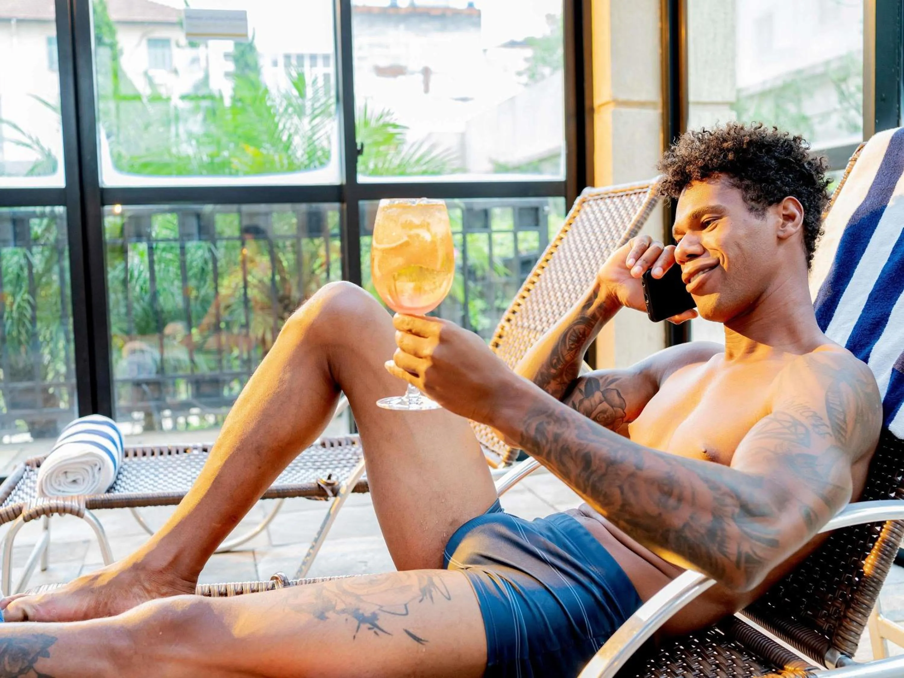 Pool view in Mercure Sao Paulo Pinheiros