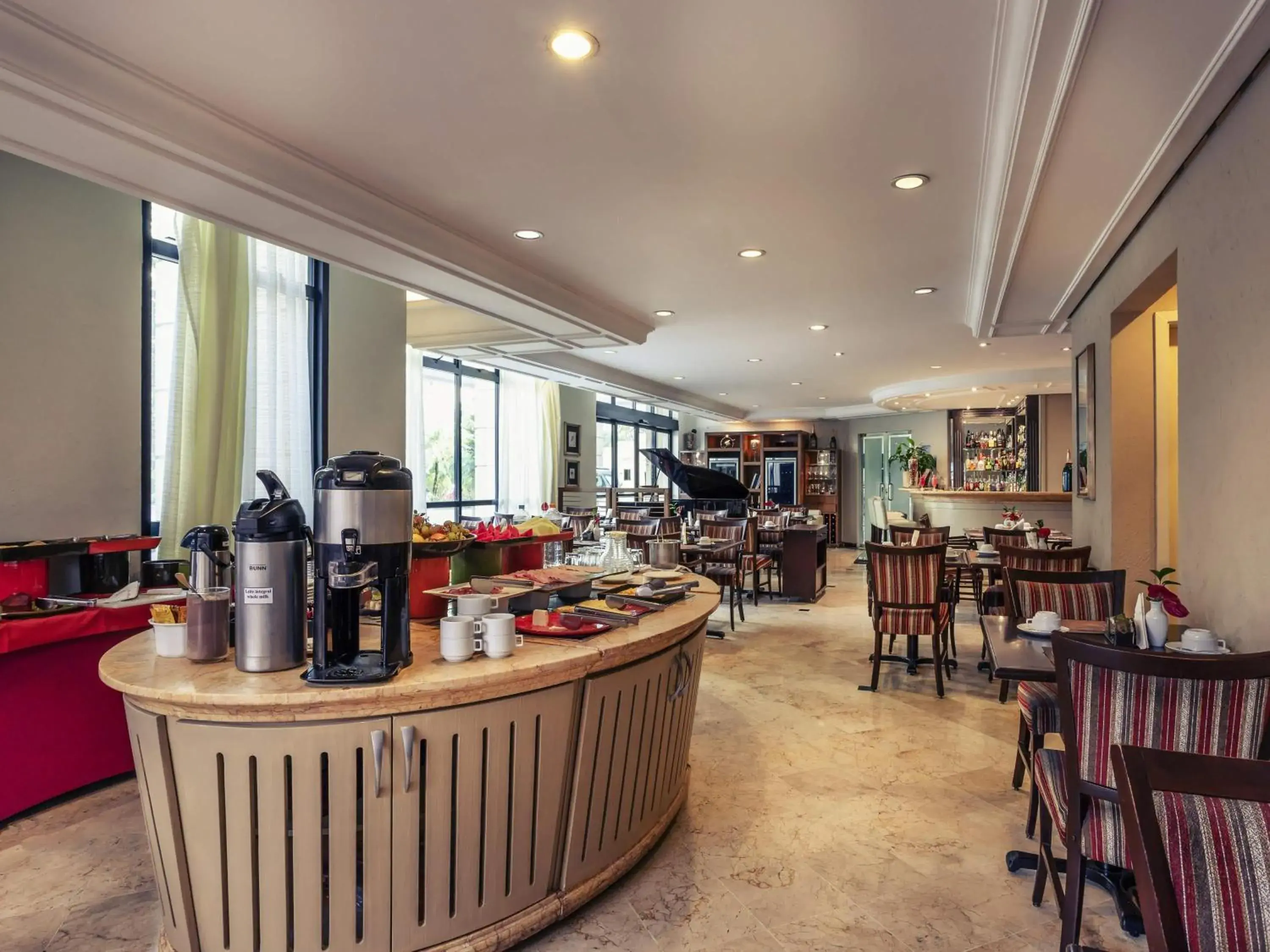 Restaurant/places to eat in Mercure Sao Paulo Pinheiros Restaurant/places to eat in Mercure Sao Paulo Pinheiros