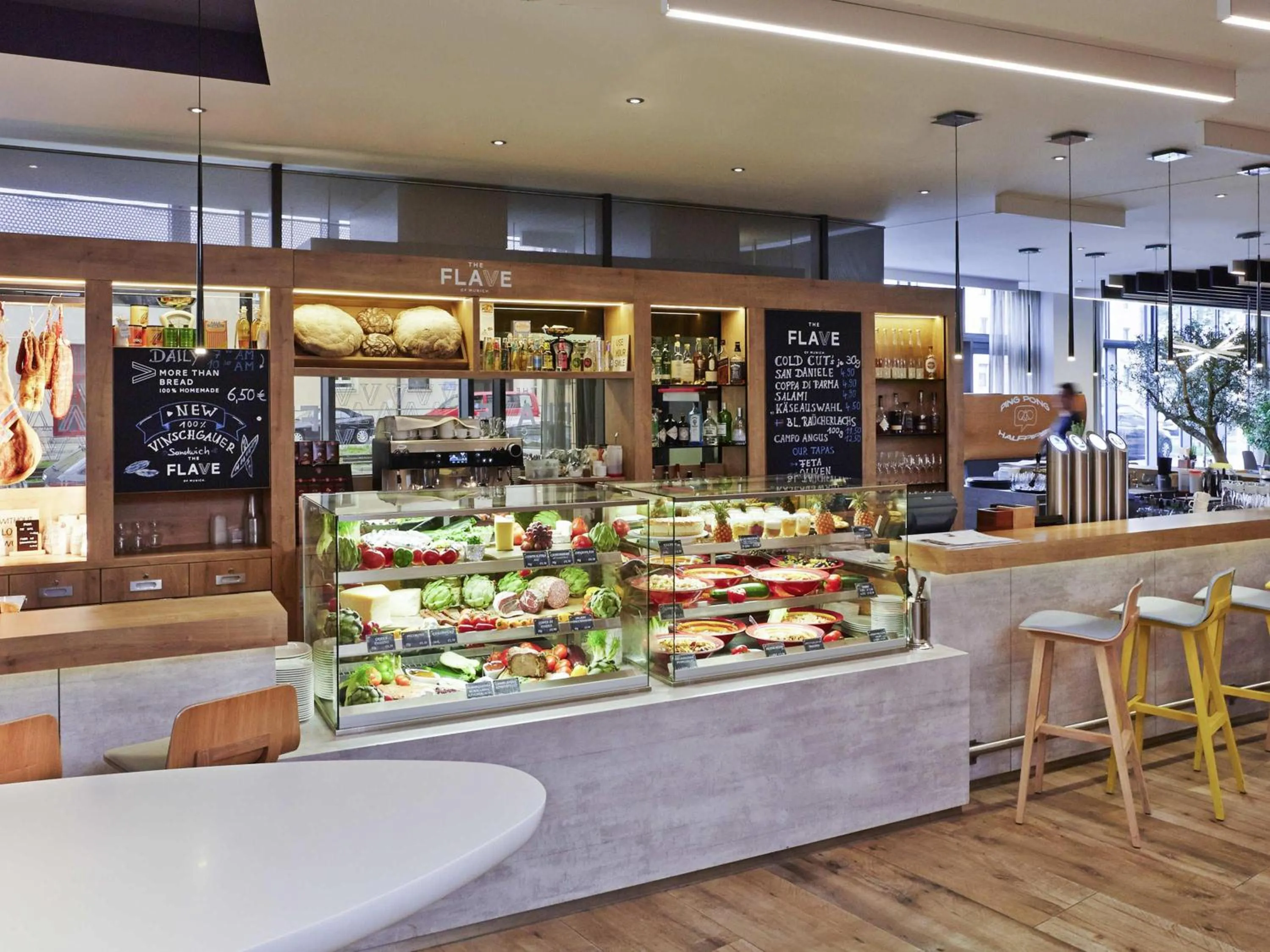 Restaurant/places to eat in Novotel München City Arnulfpark