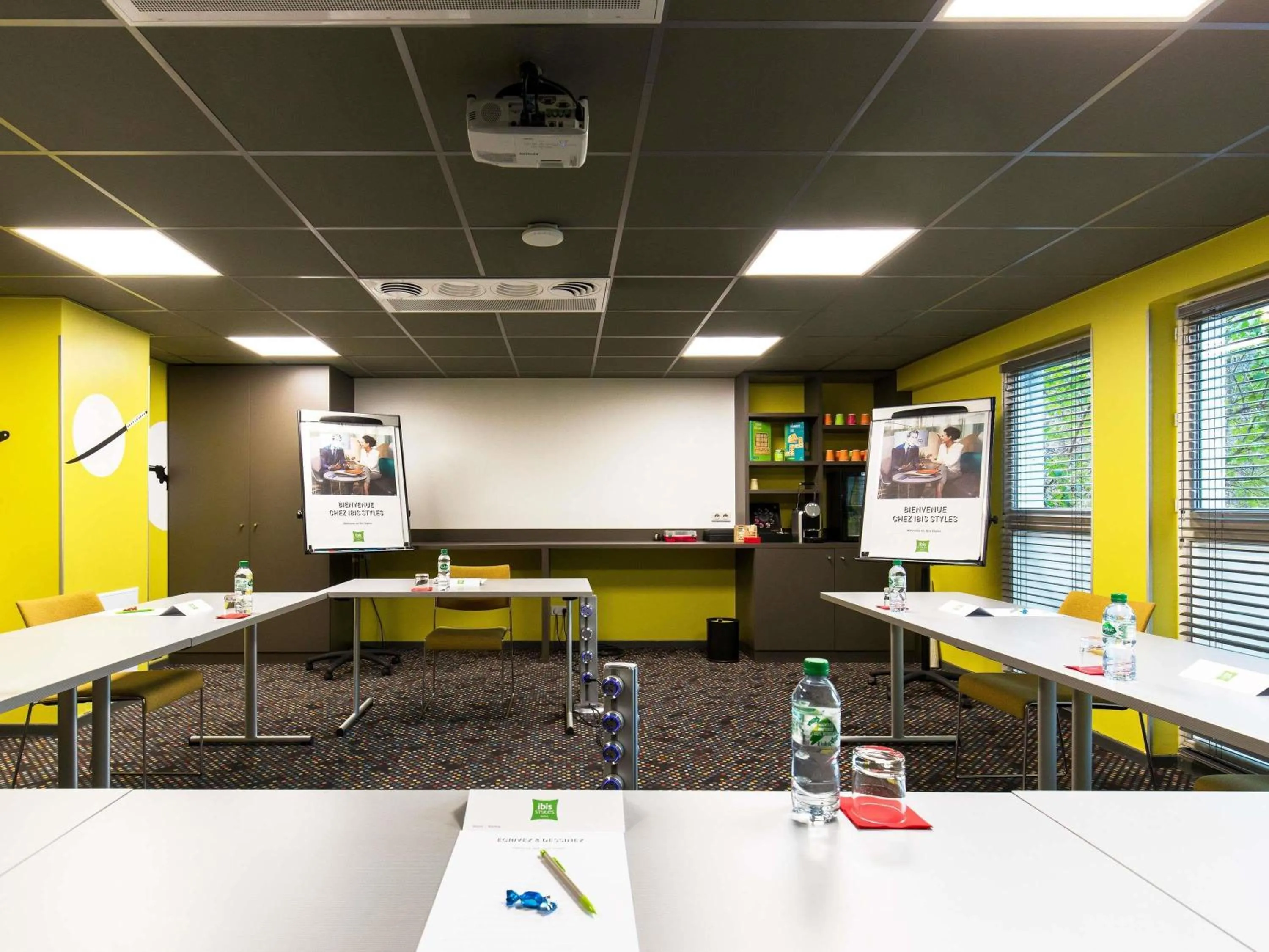 Meeting/conference room in ibis budget Lyon Centre Confluence