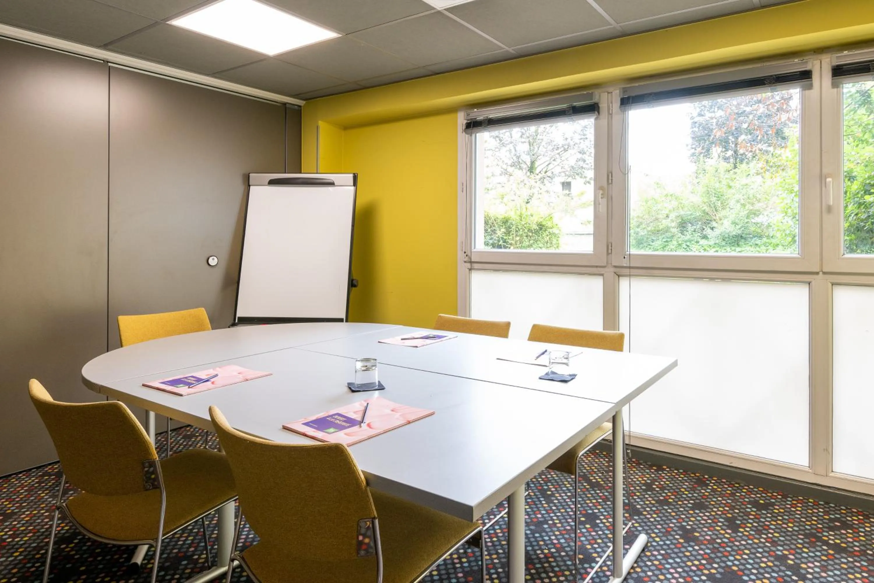 Meeting/conference room in ibis budget Lyon Centre Confluence