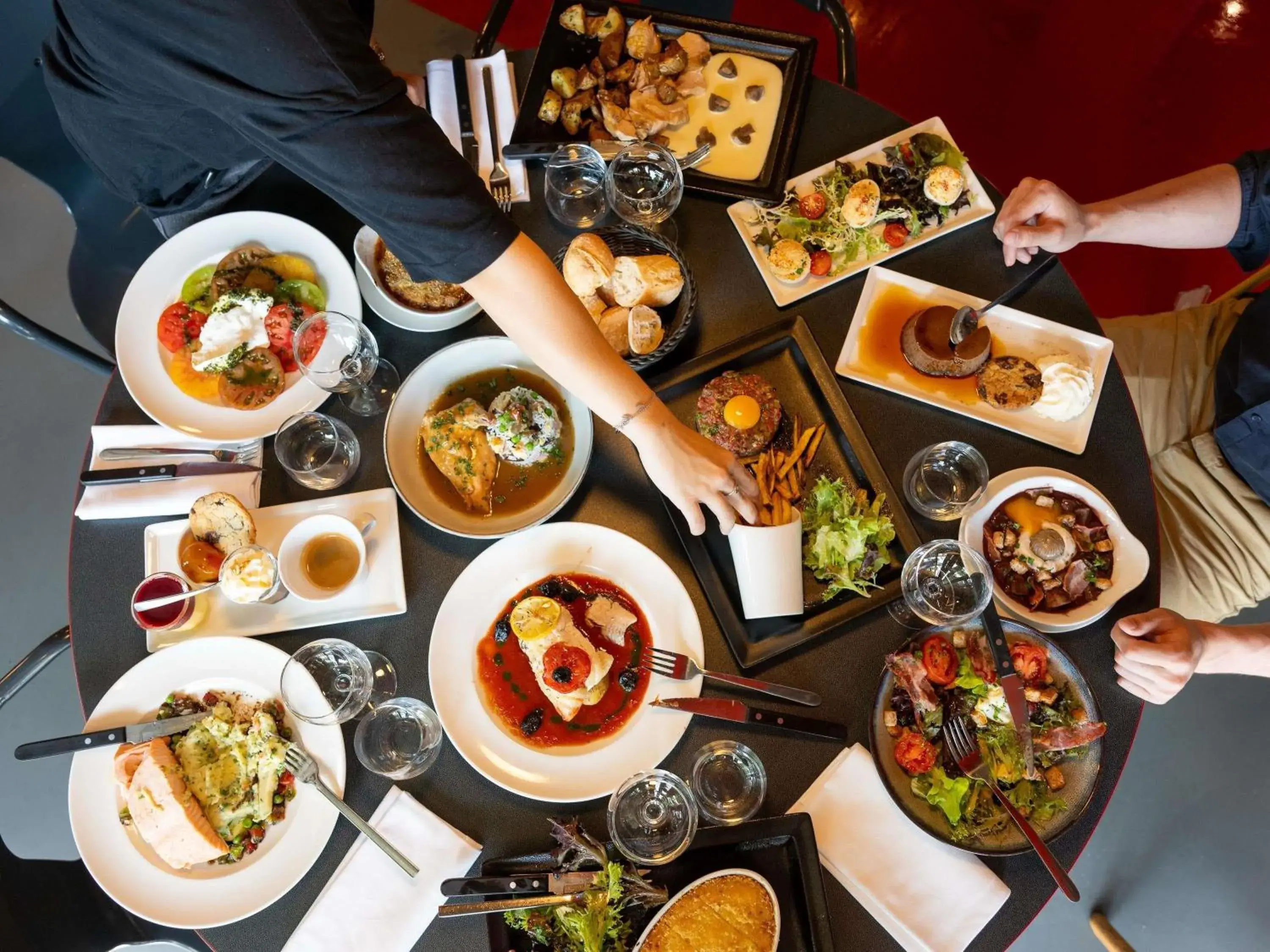 Restaurant/places to eat in ibis budget Lyon Centre Confluence Restaurant/places to eat in ibis budget Lyon Centre Confluence