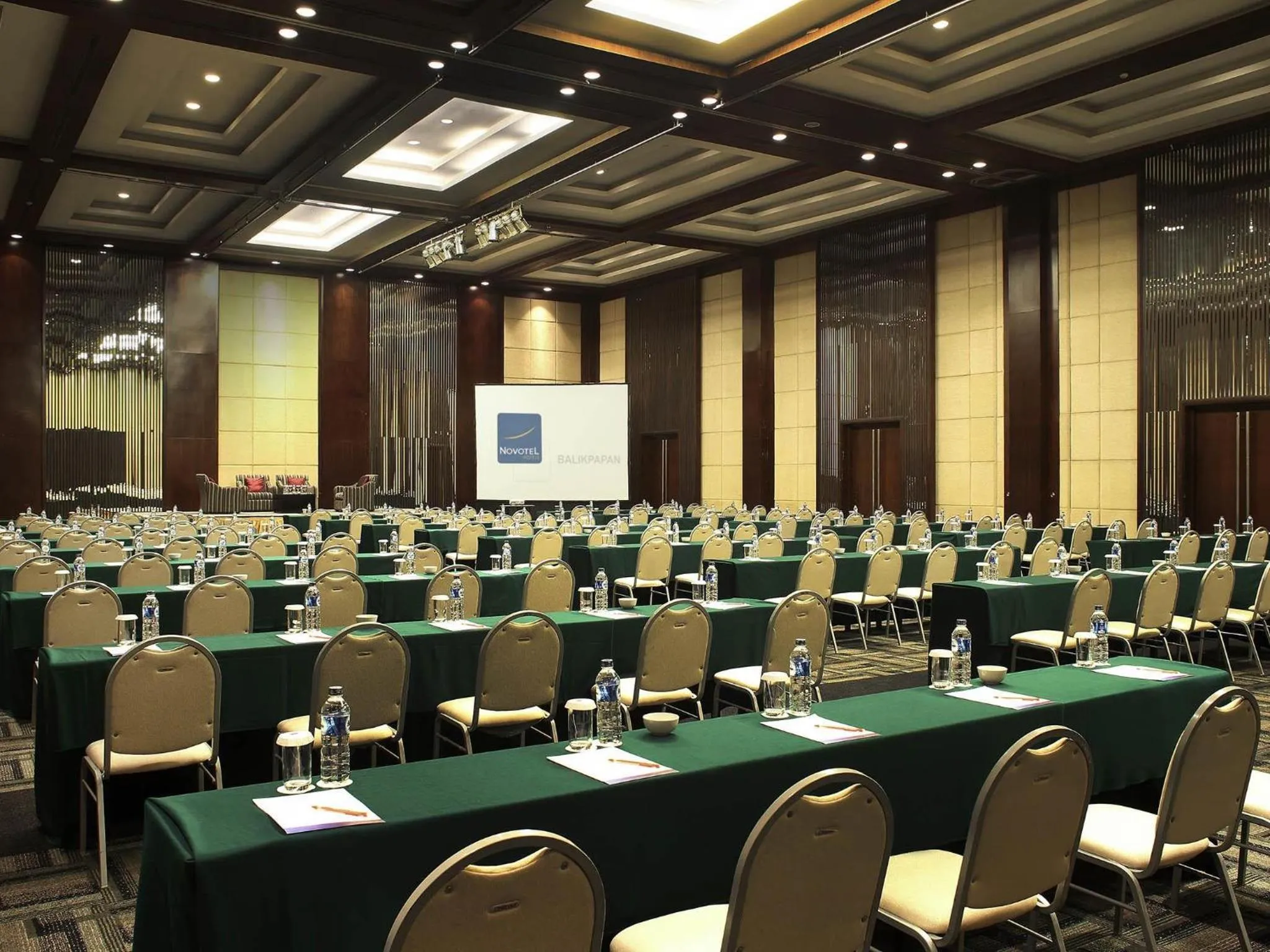 Meeting/conference room in Novotel Balikpapan