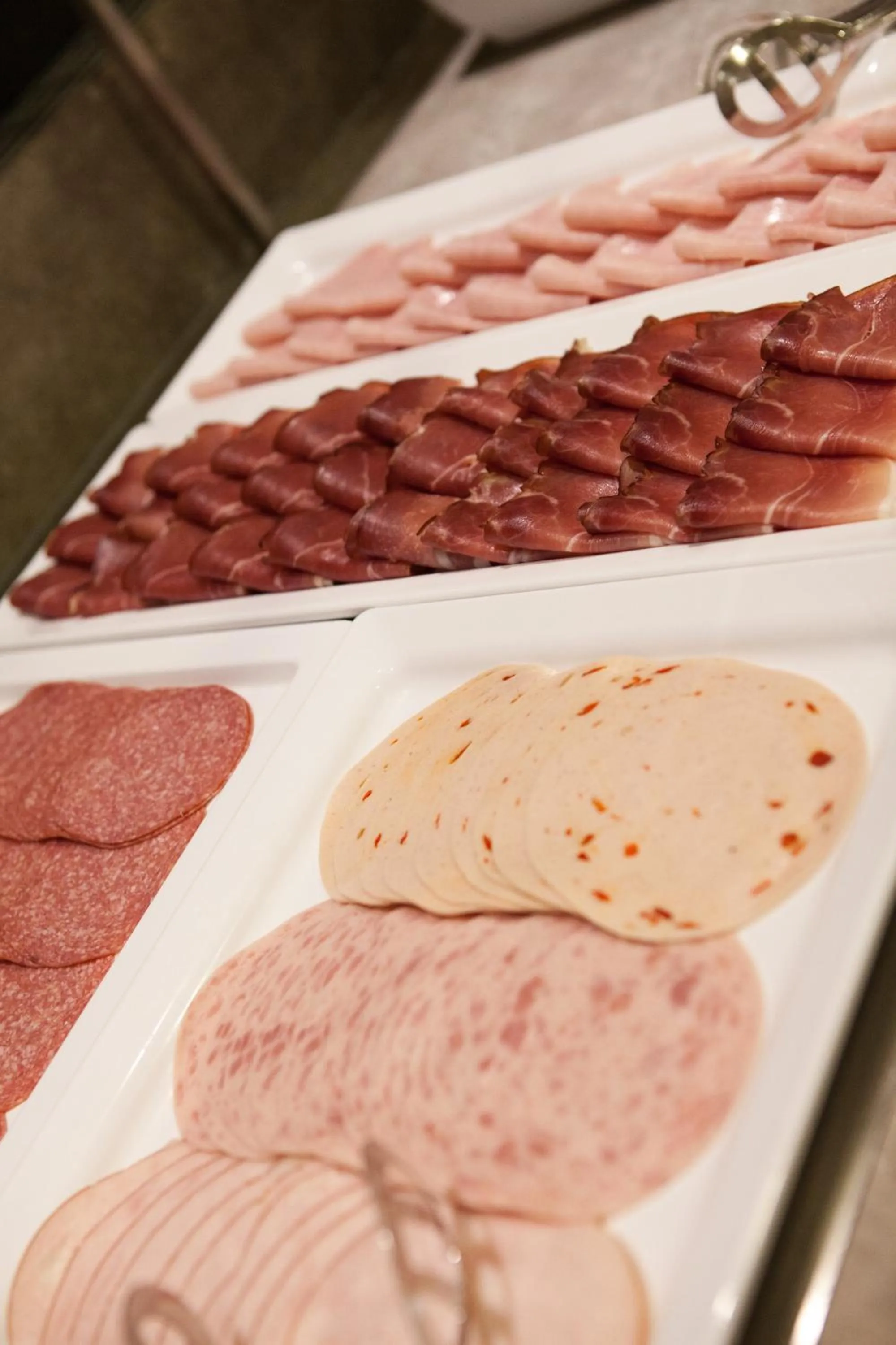 Buffet breakfast in Holiday Inn Express Friedrichshafen by IHG