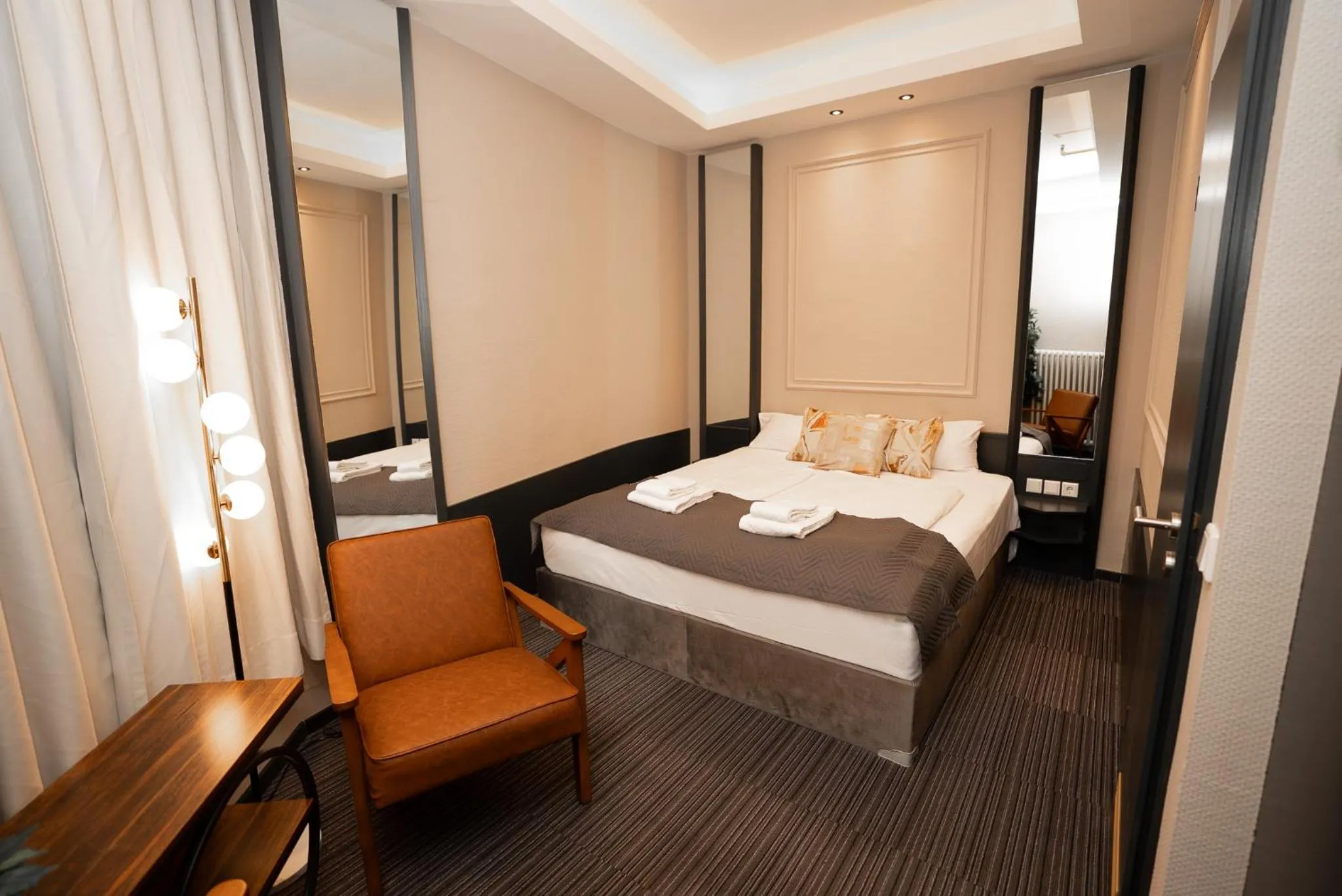 Bed in Adrett Hotel Königsallee