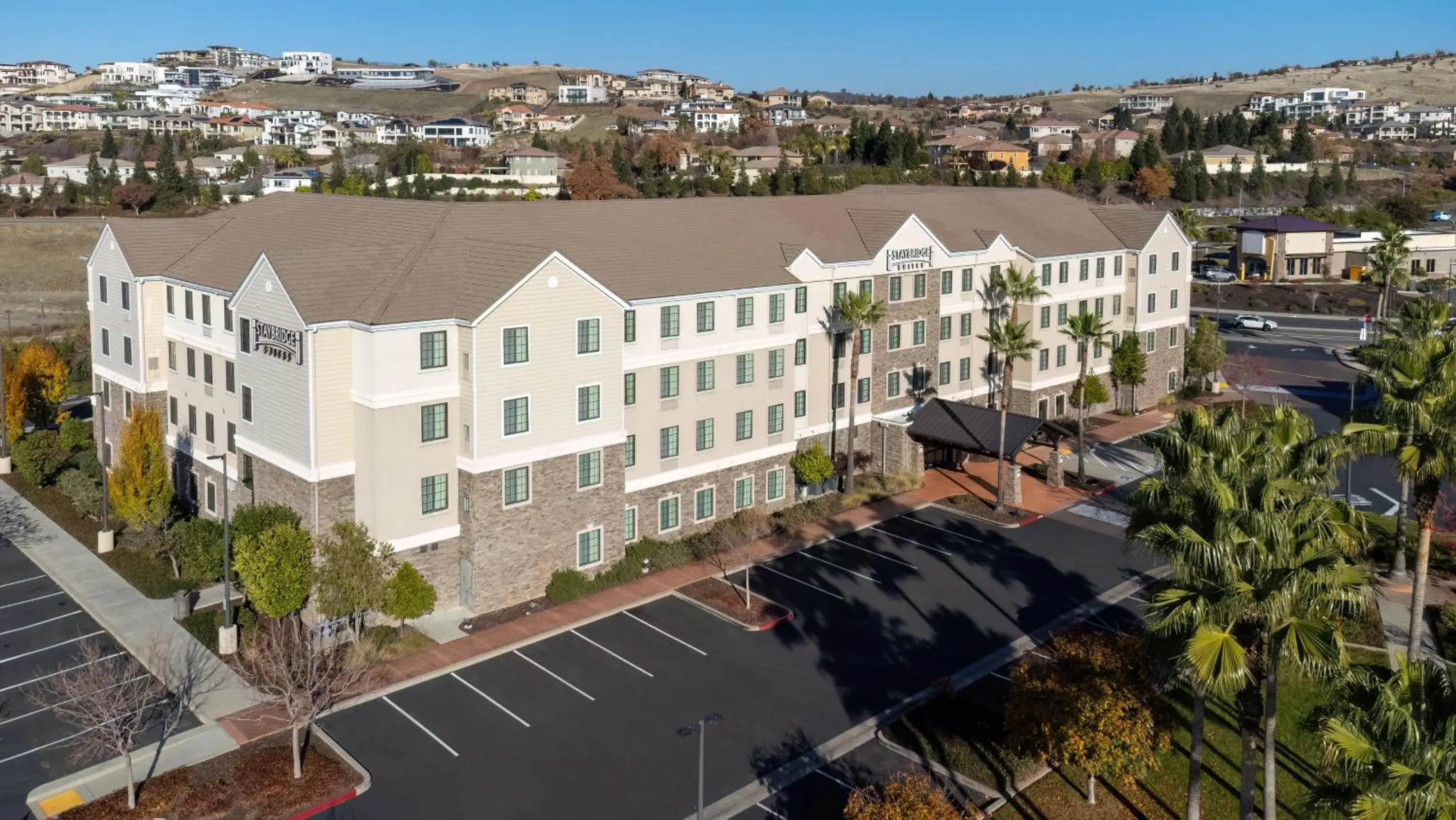 Property building in Staybridge Suites Sacramento-Folsom by IHG Property building in Staybridge Suites Sacramento-Folsom by IHG