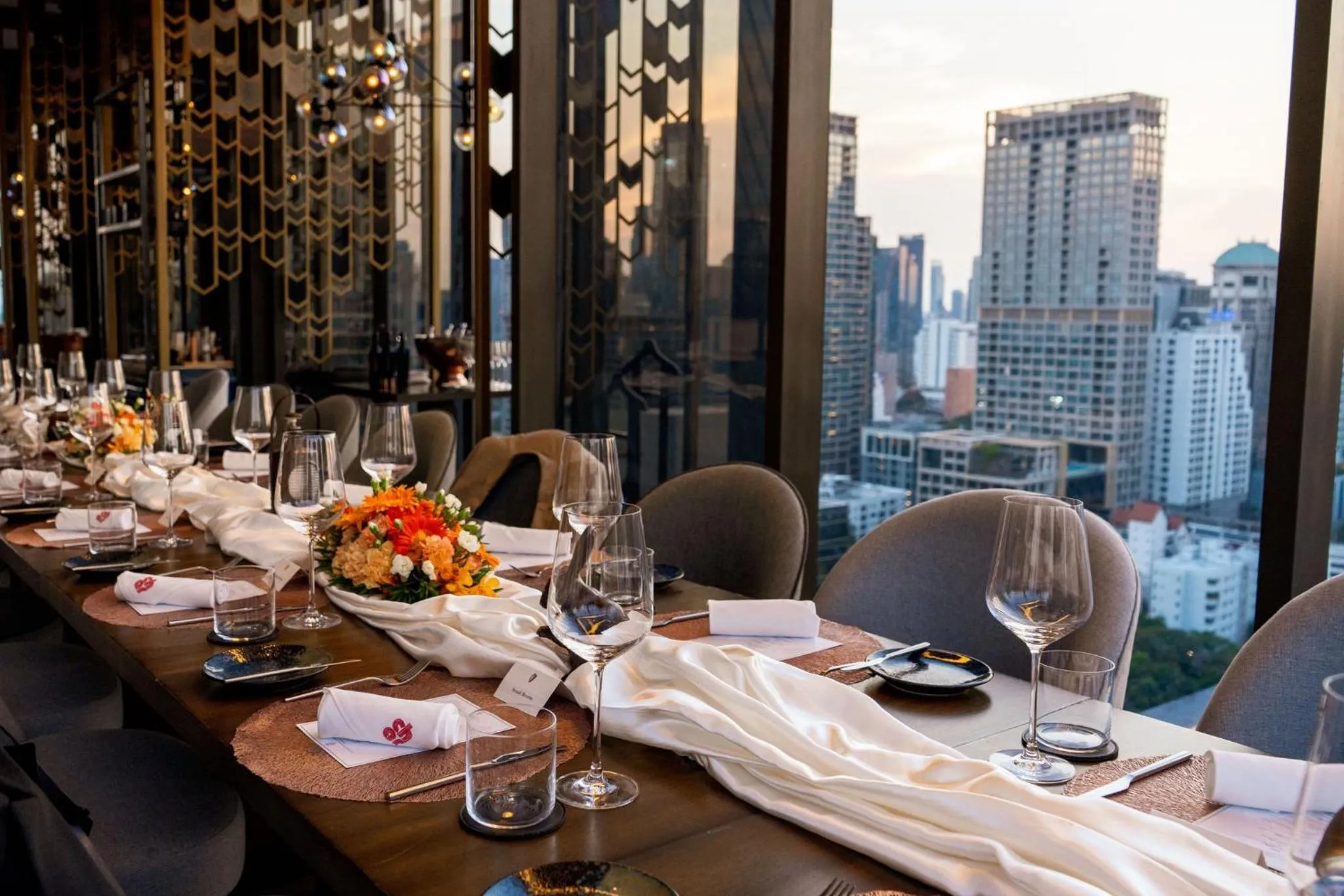 Meeting/conference room in Hotel Indigo Bangkok Wireless Road by IHG