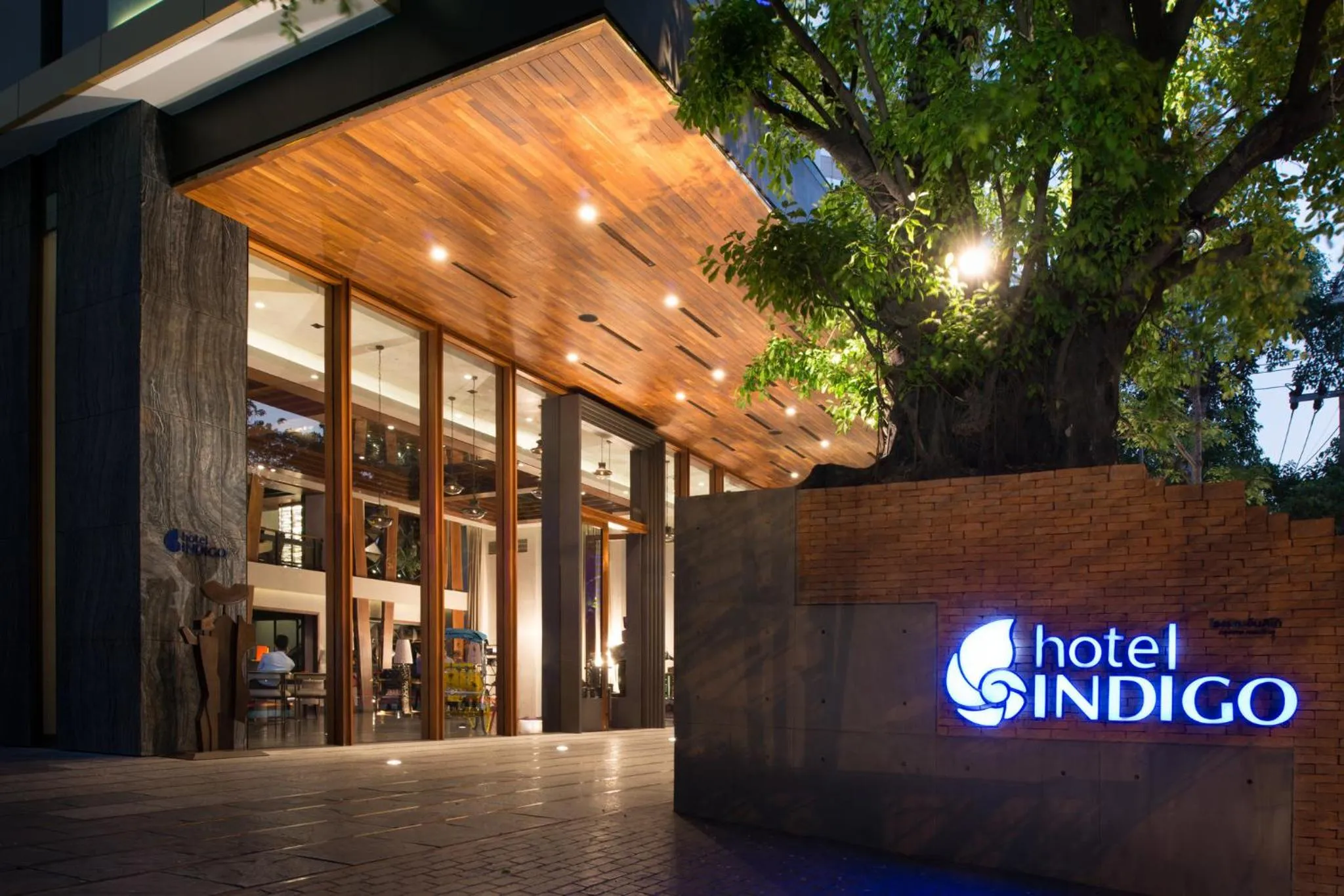 Property building in Hotel Indigo Bangkok Wireless Road by IHG