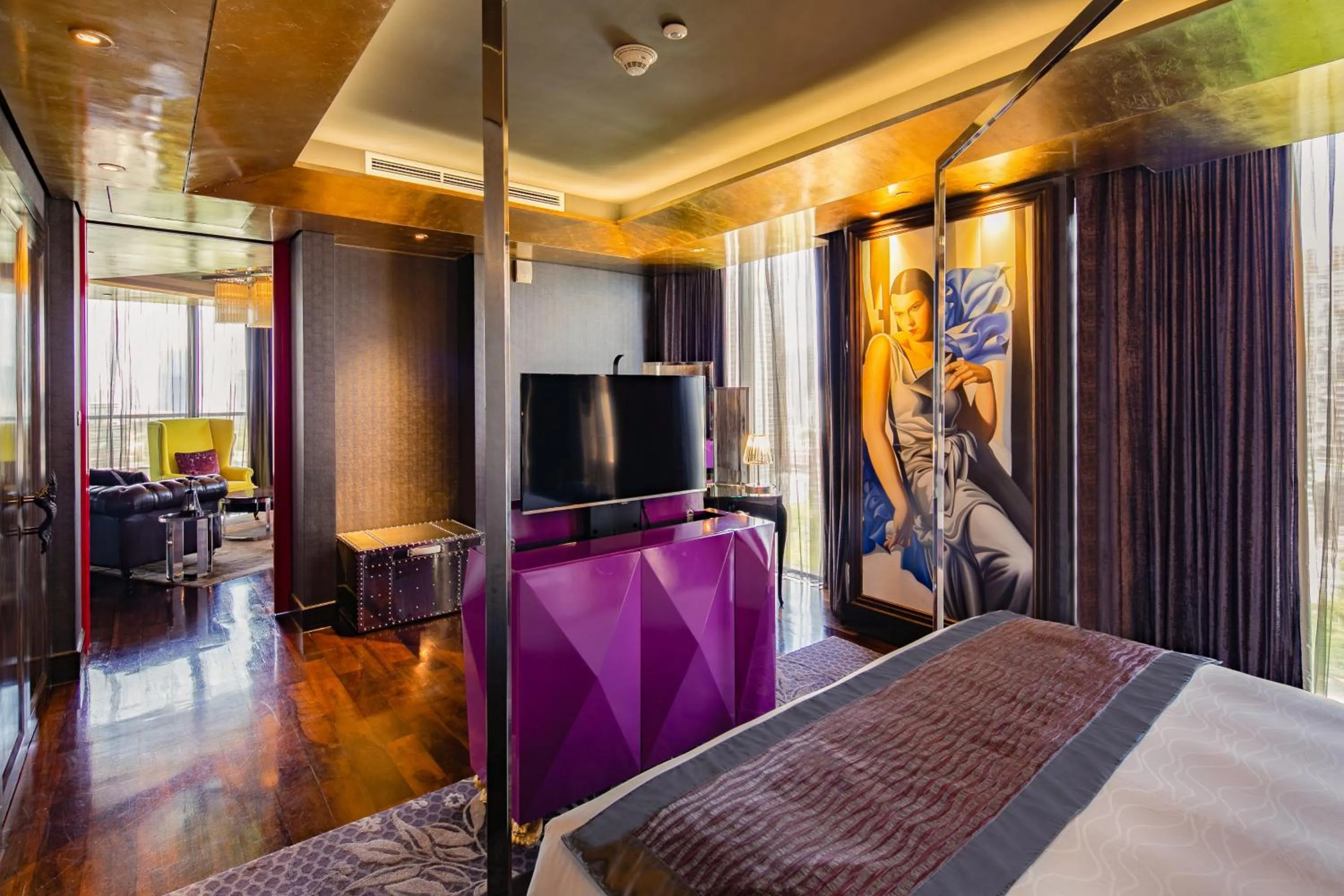 Photo of the whole room, Bed in Hotel Indigo Bangkok Wireless Road by IHG