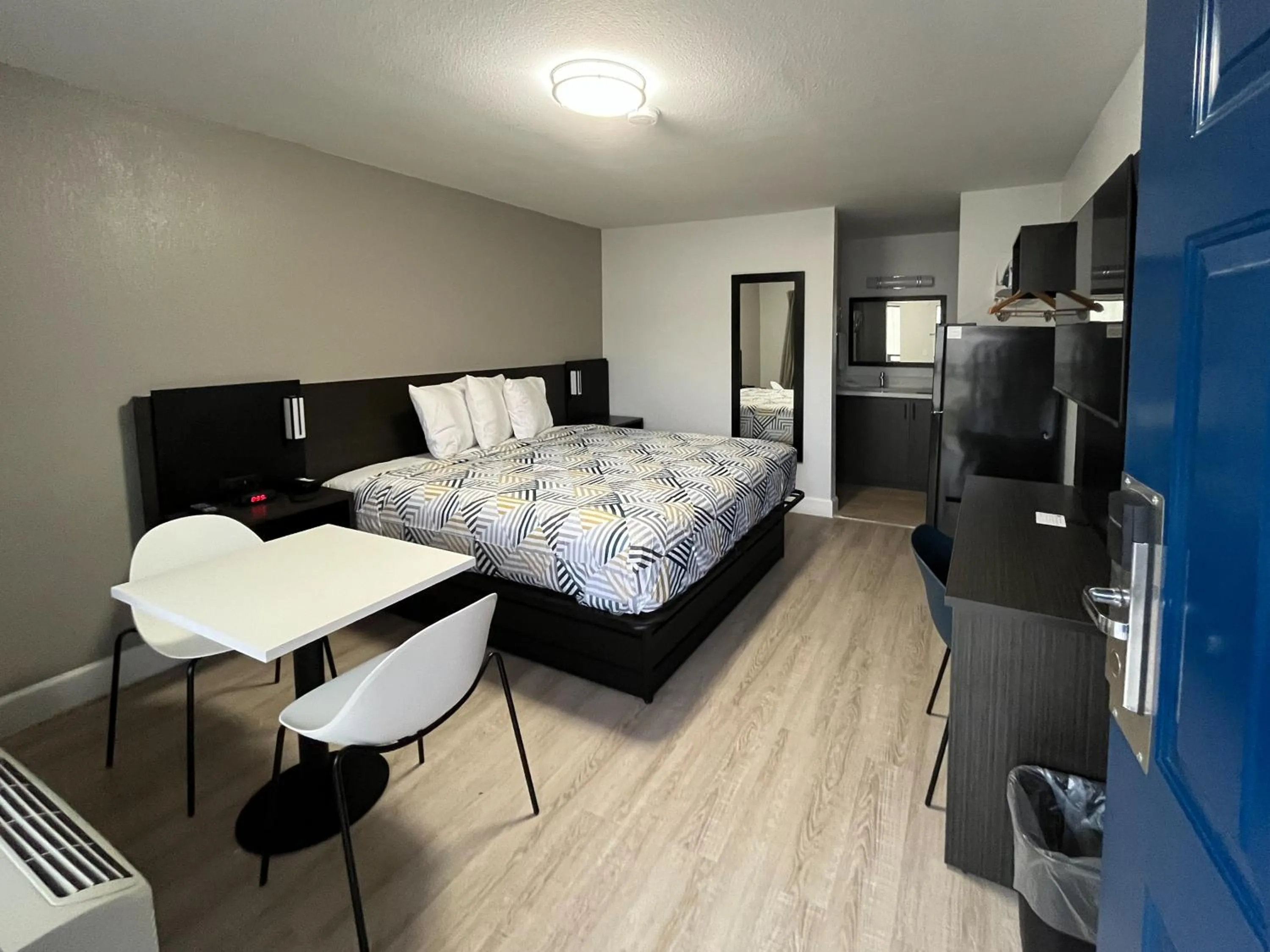 Bedroom in Studio 6 Conroe, TX