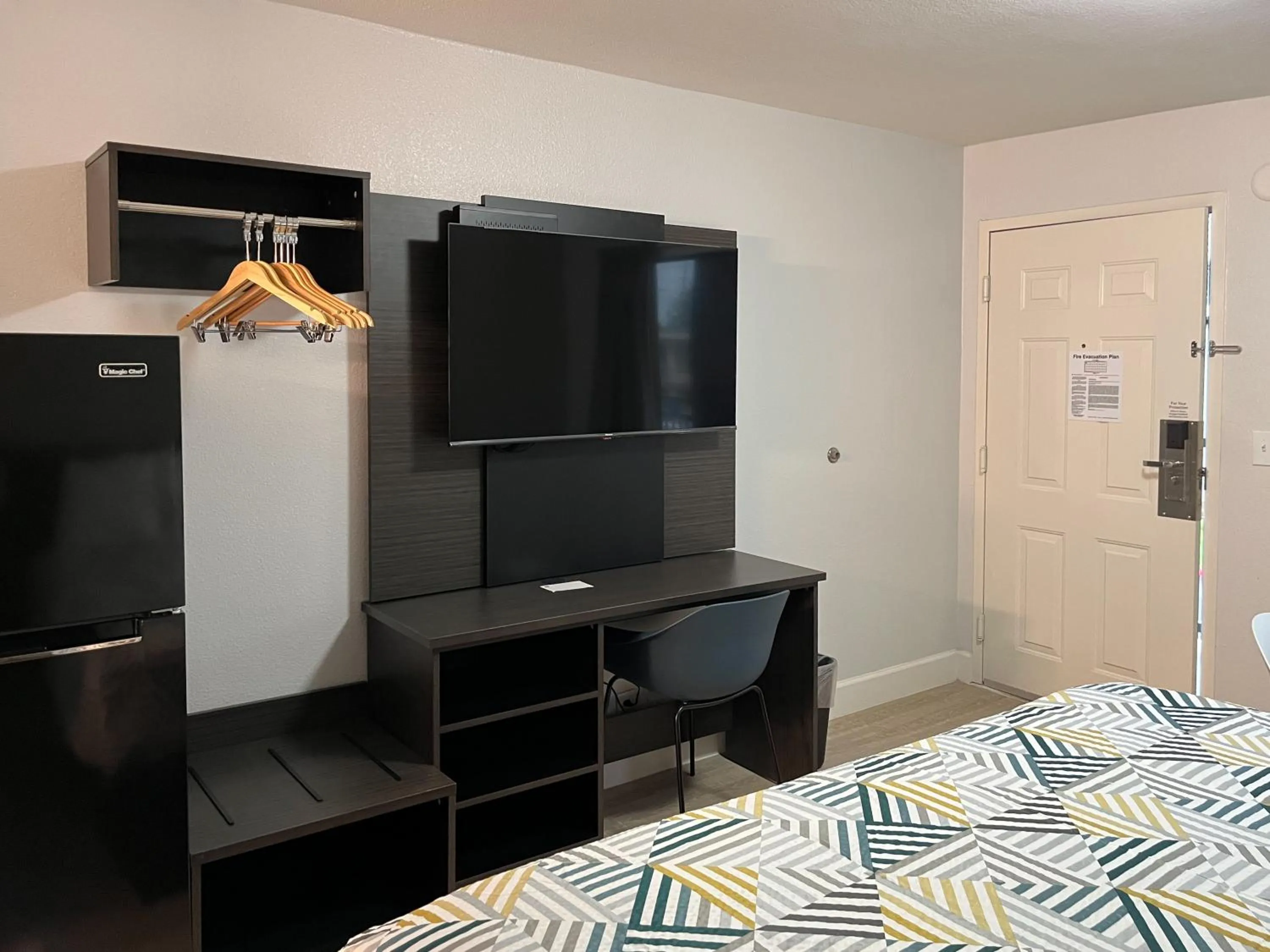 Bedroom in Studio 6 Conroe, TX