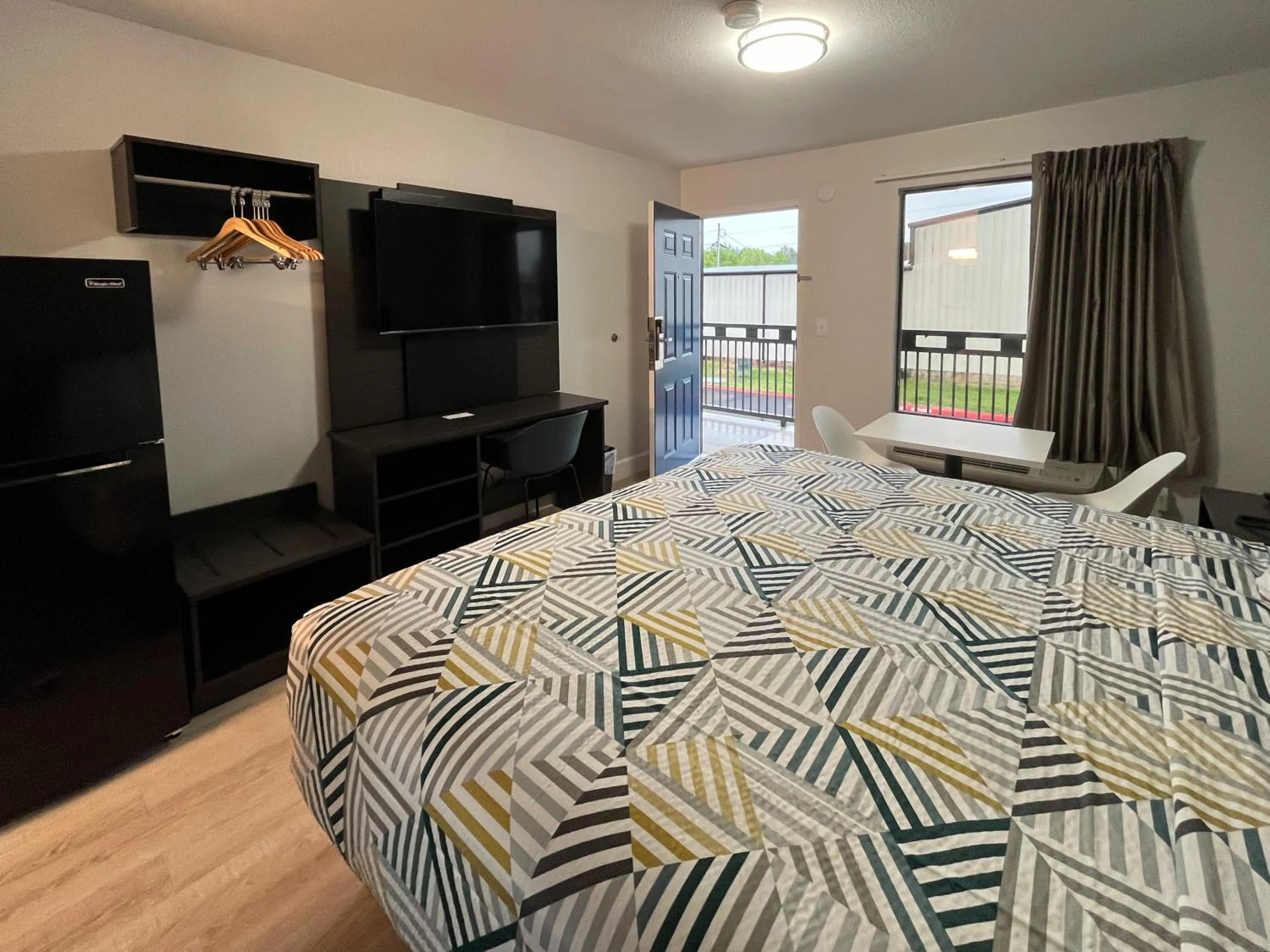 Bedroom in Studio 6 Conroe, TX