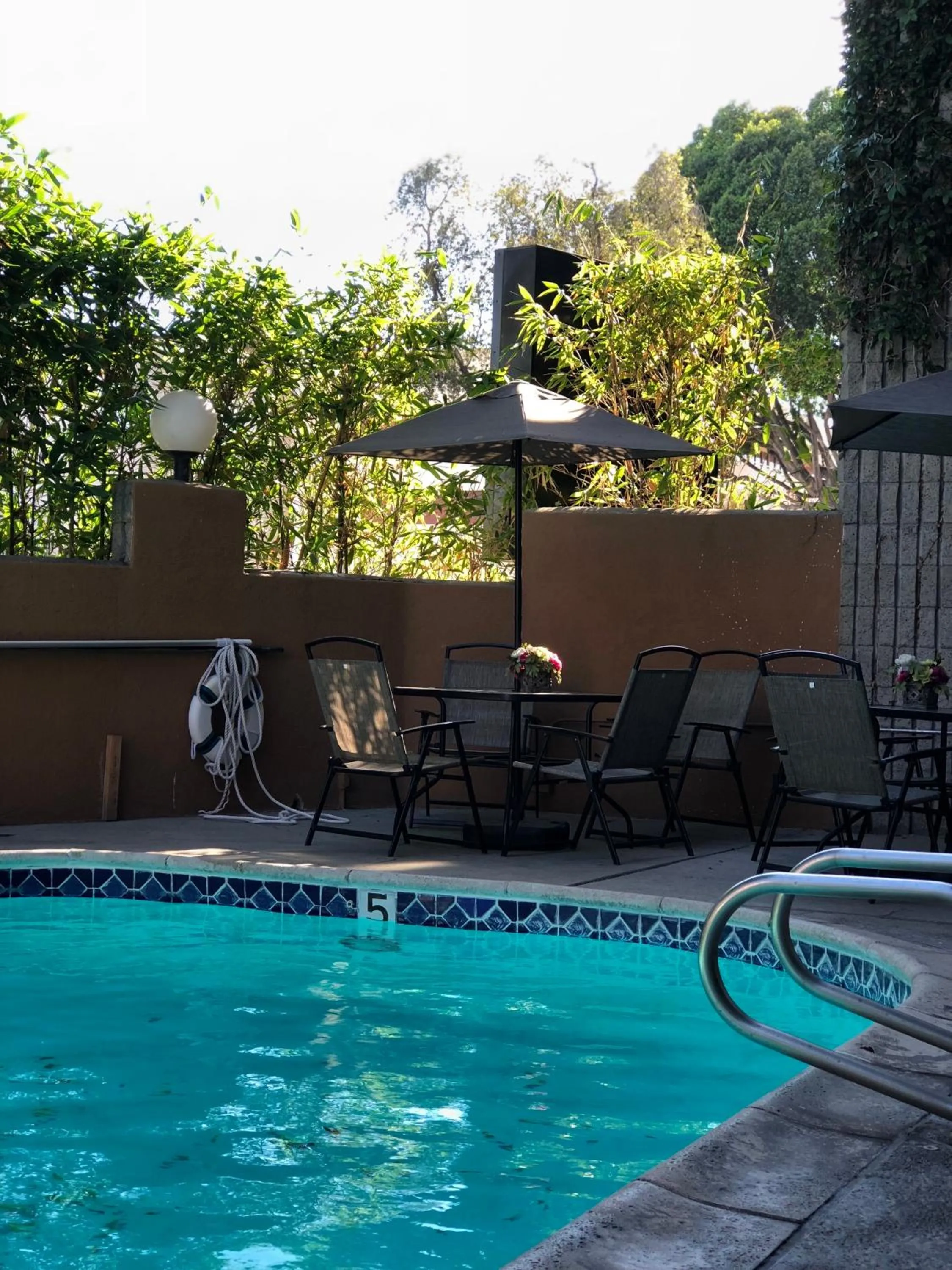 Pool view in GreenTree Inn & Suites Los Angeles - Alhambra - Pasadena