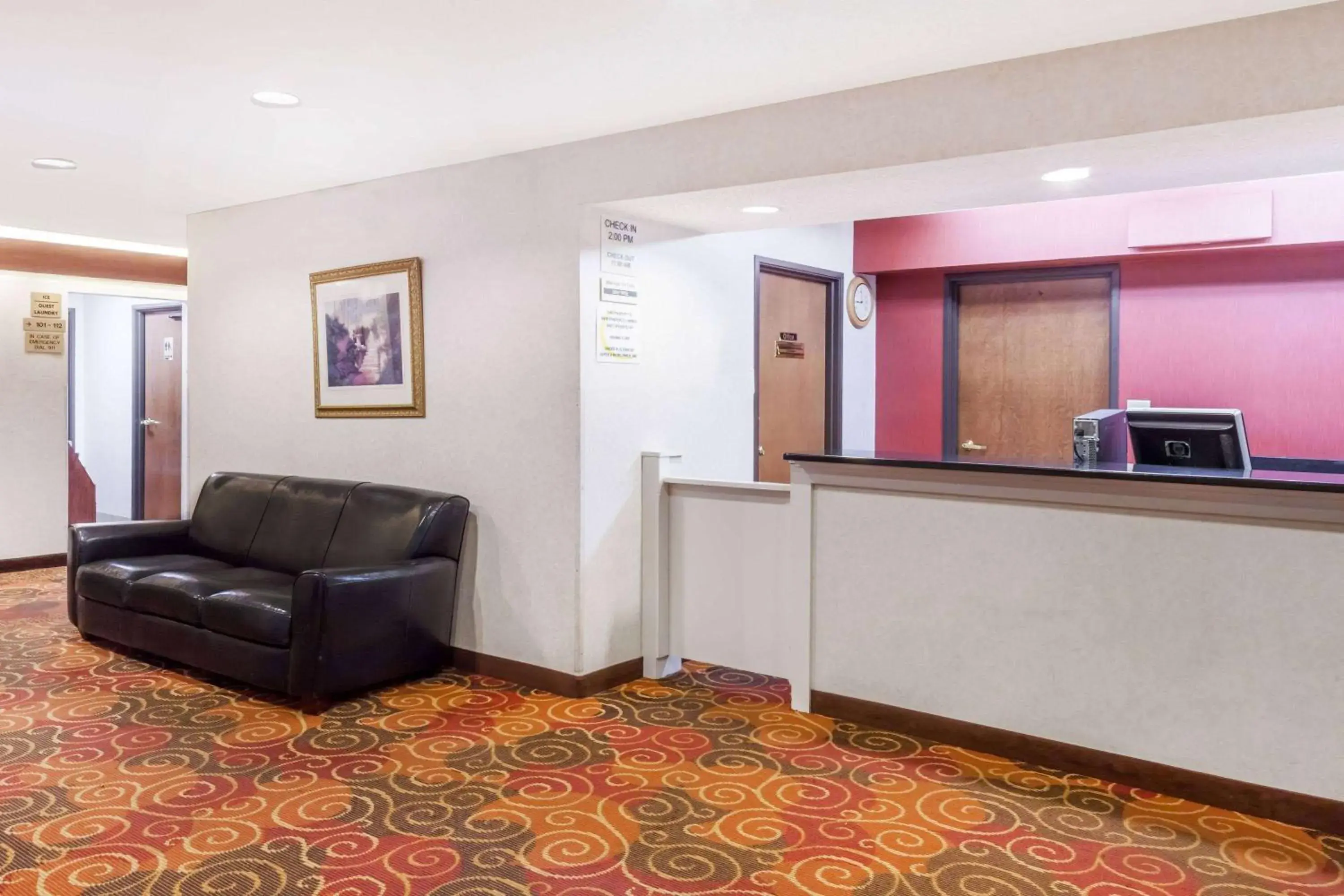 Lobby or reception in Super 8 by Wyndham Evansville North Lobby or reception in Super 8 by Wyndham Evansville North